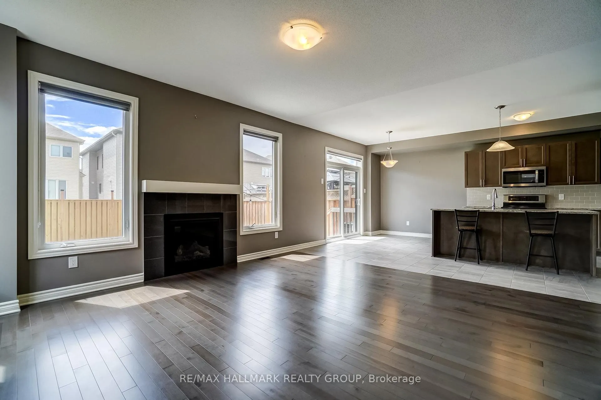 Photo 8 of 1110 Beckett Crescent, Ottawa, Stittsville (South) — HOMEH