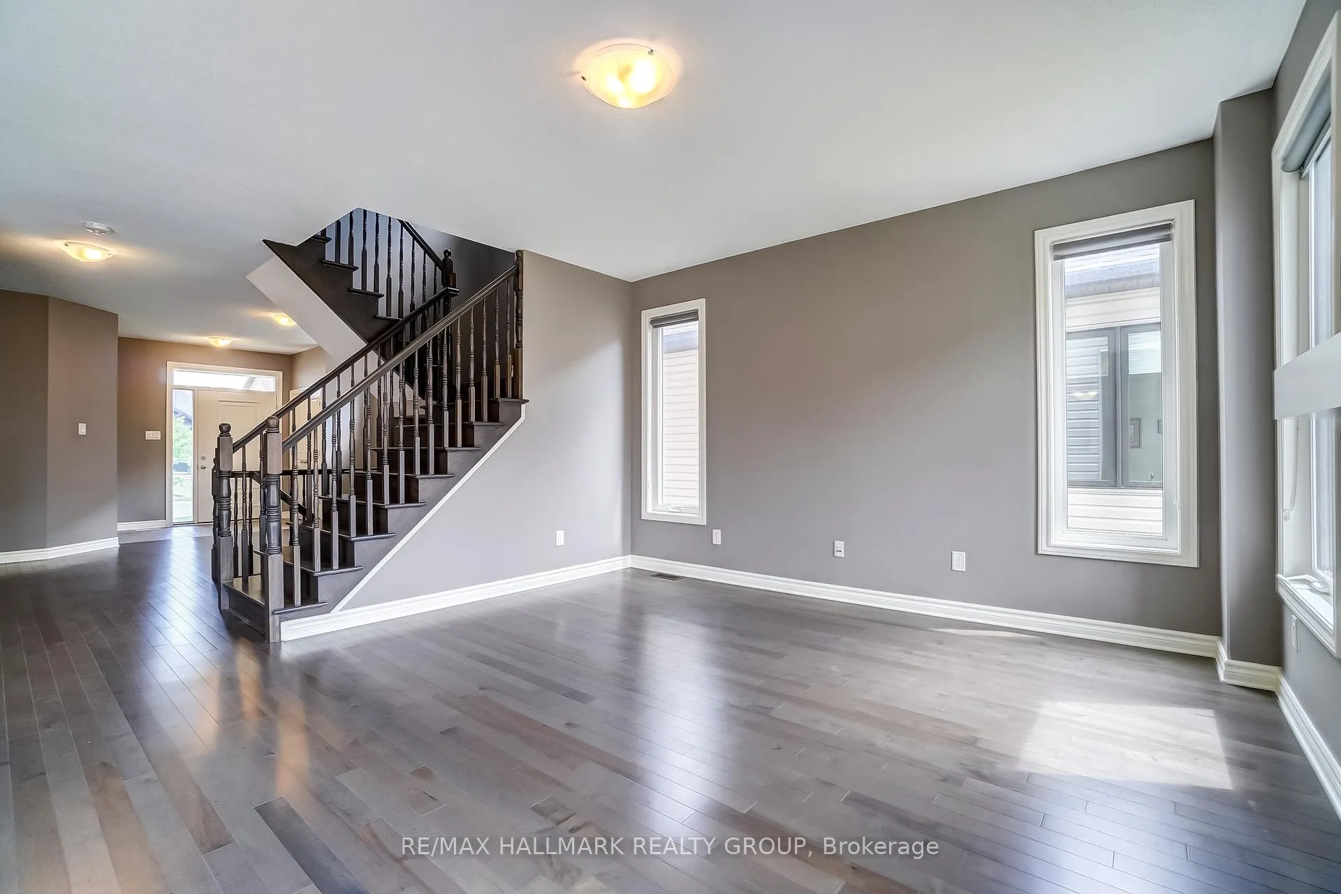 Photo 10 of 1110 Beckett Crescent, Ottawa, Stittsville (South) — HOMEH