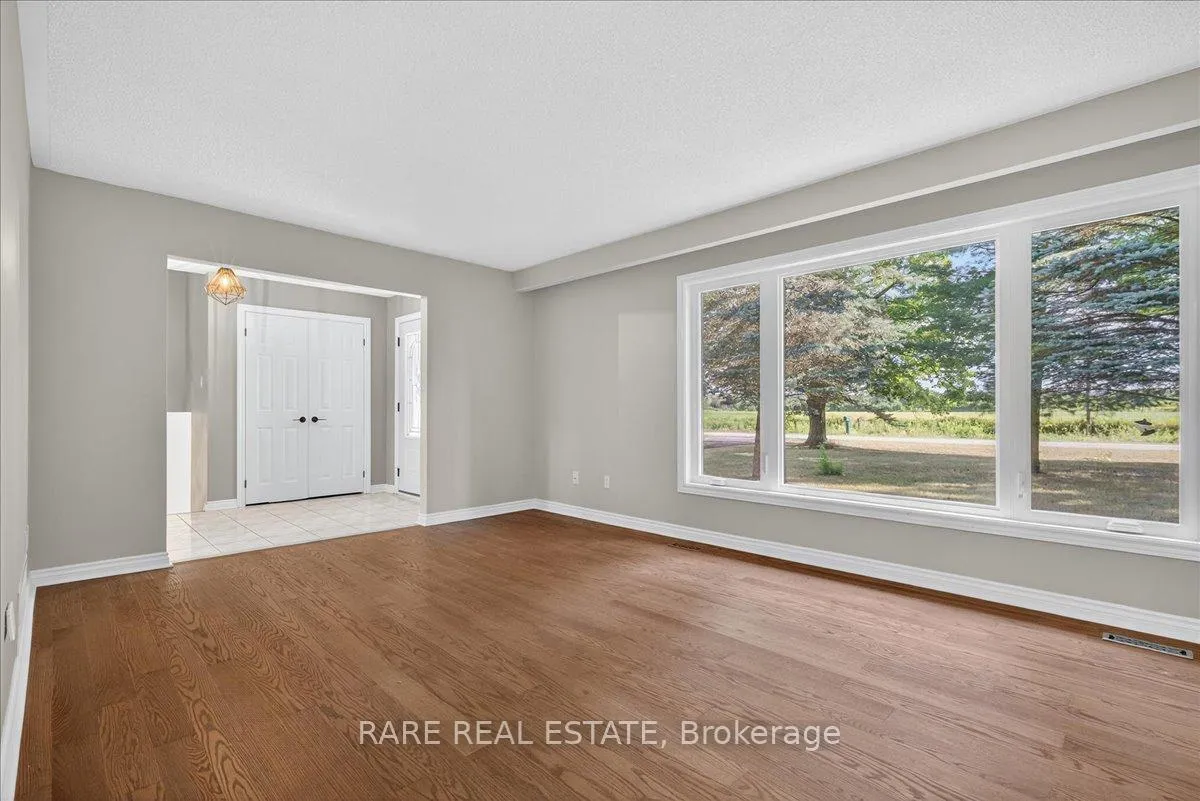 Photo 9 of 3468 Baldwick Lane, Springwater, Rural Springwater — HOMEH