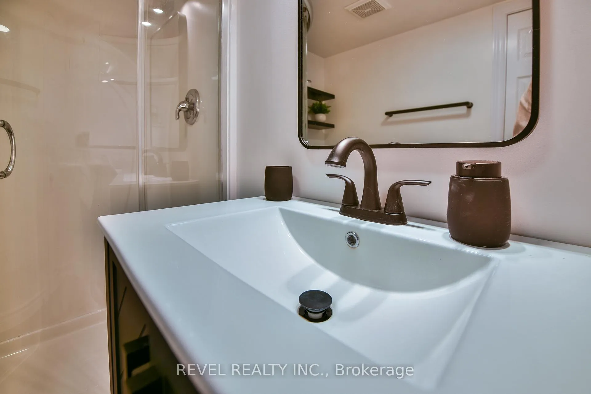 Photo 27 of 1213 Lozanne Crescent, Timmins, TNW - Riverpark — HOMEH
