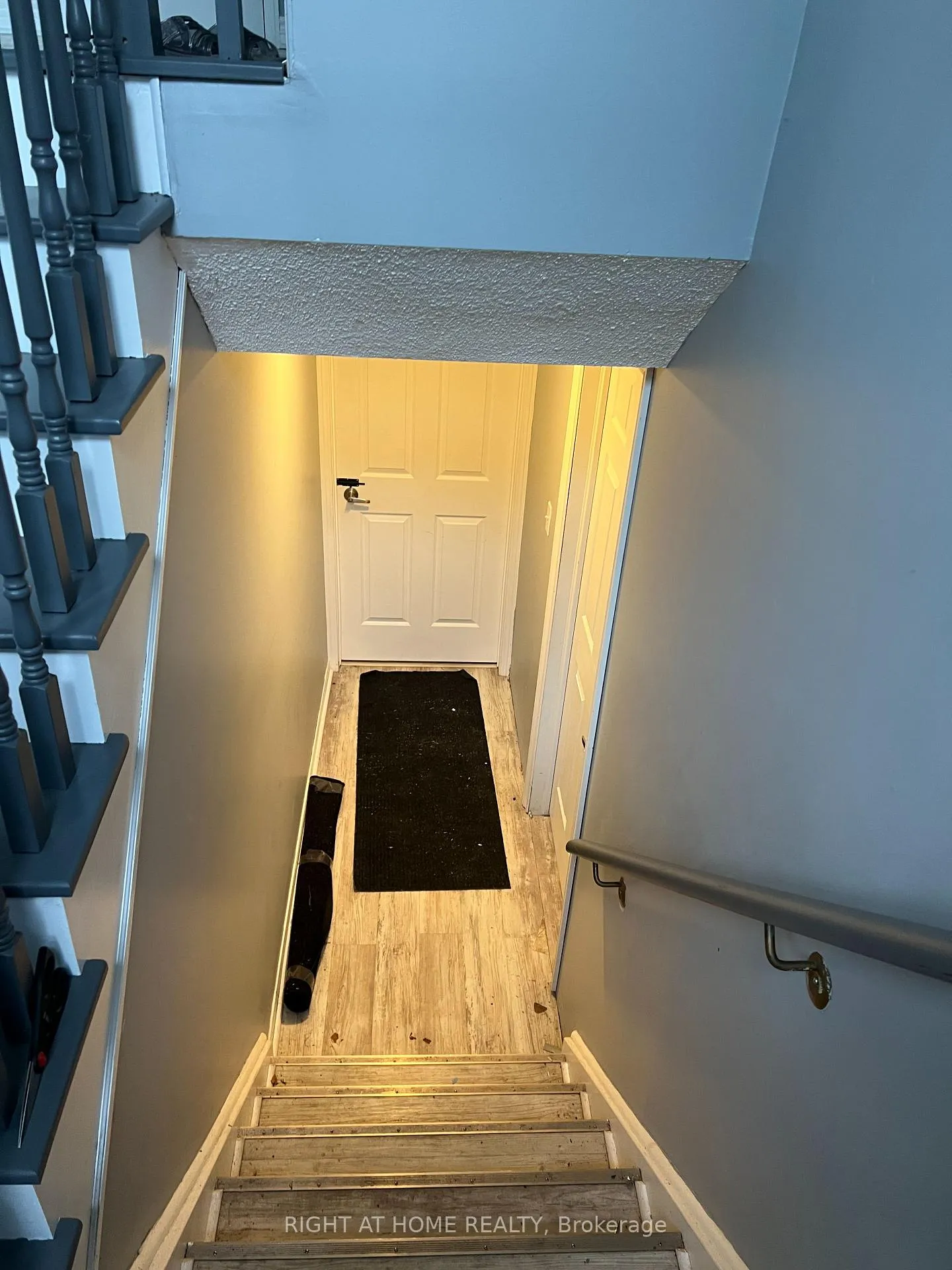 Photo 6 of 2023 Valewood Court, Oshawa, Kedron — HOMEH