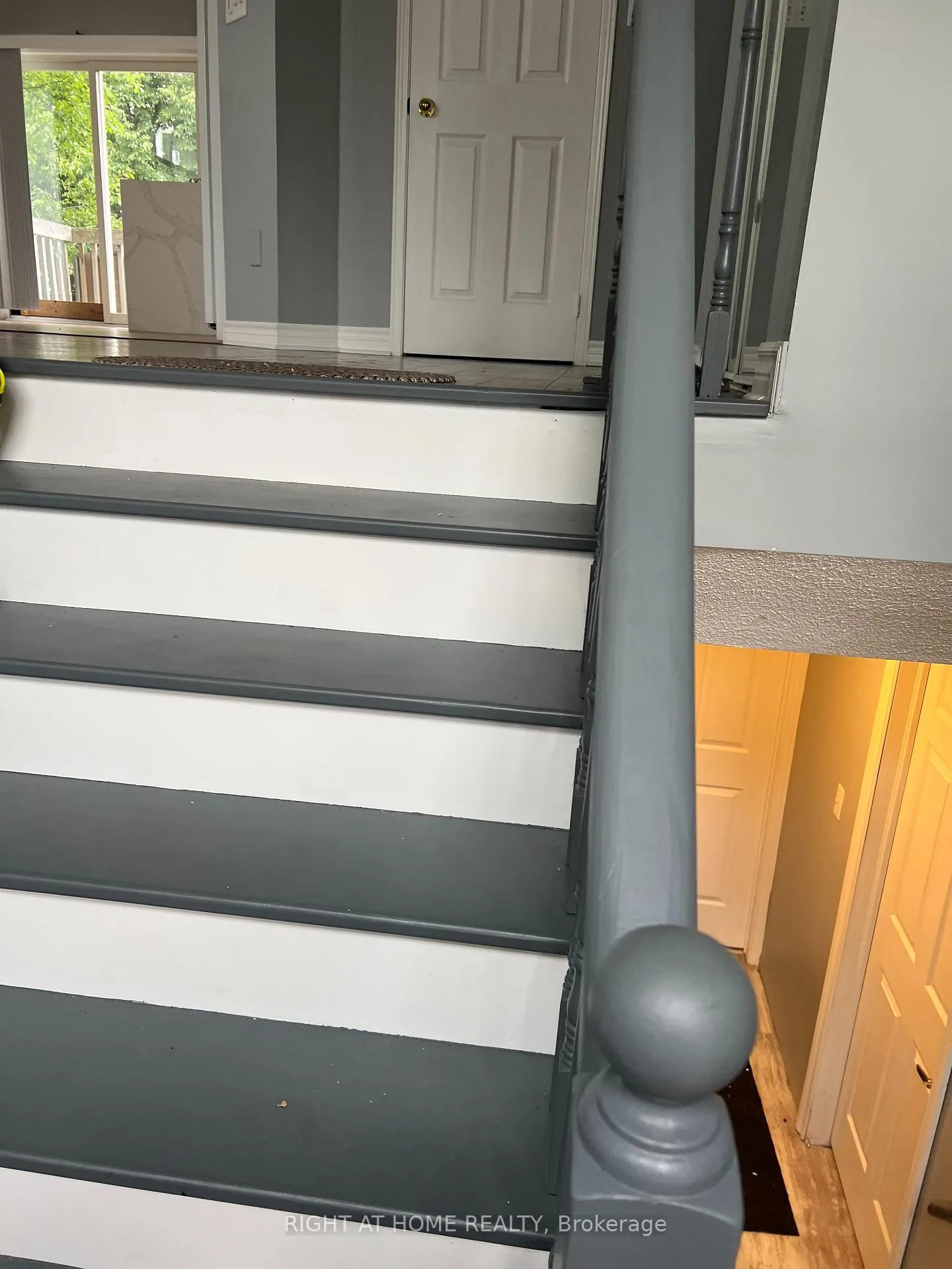 Photo 15 of 2023 Valewood Court, Oshawa, Kedron — HOMEH