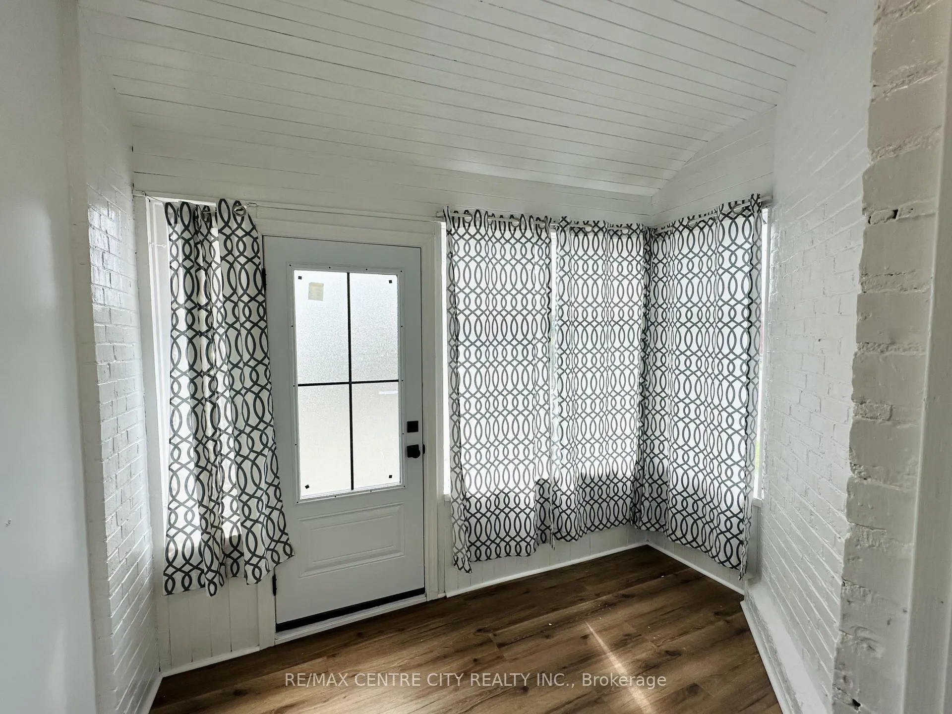 Photo 1 of Unit Unit 1, 81 Curtis Street, St. Thomas — HOMEH