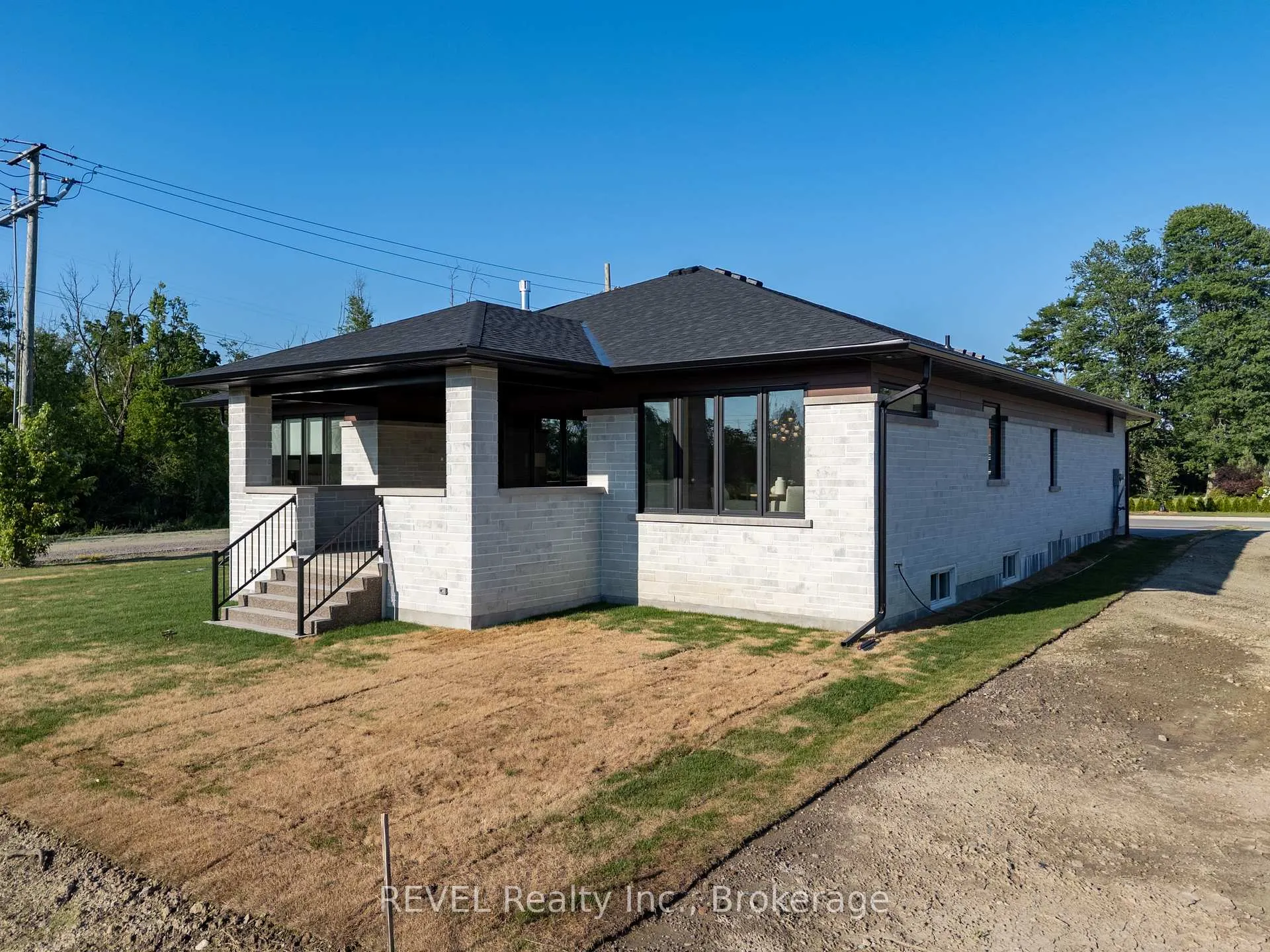 Photo 40 of 9 Anchor Road, Thorold, Allanburg/Thorold South — HOMEH