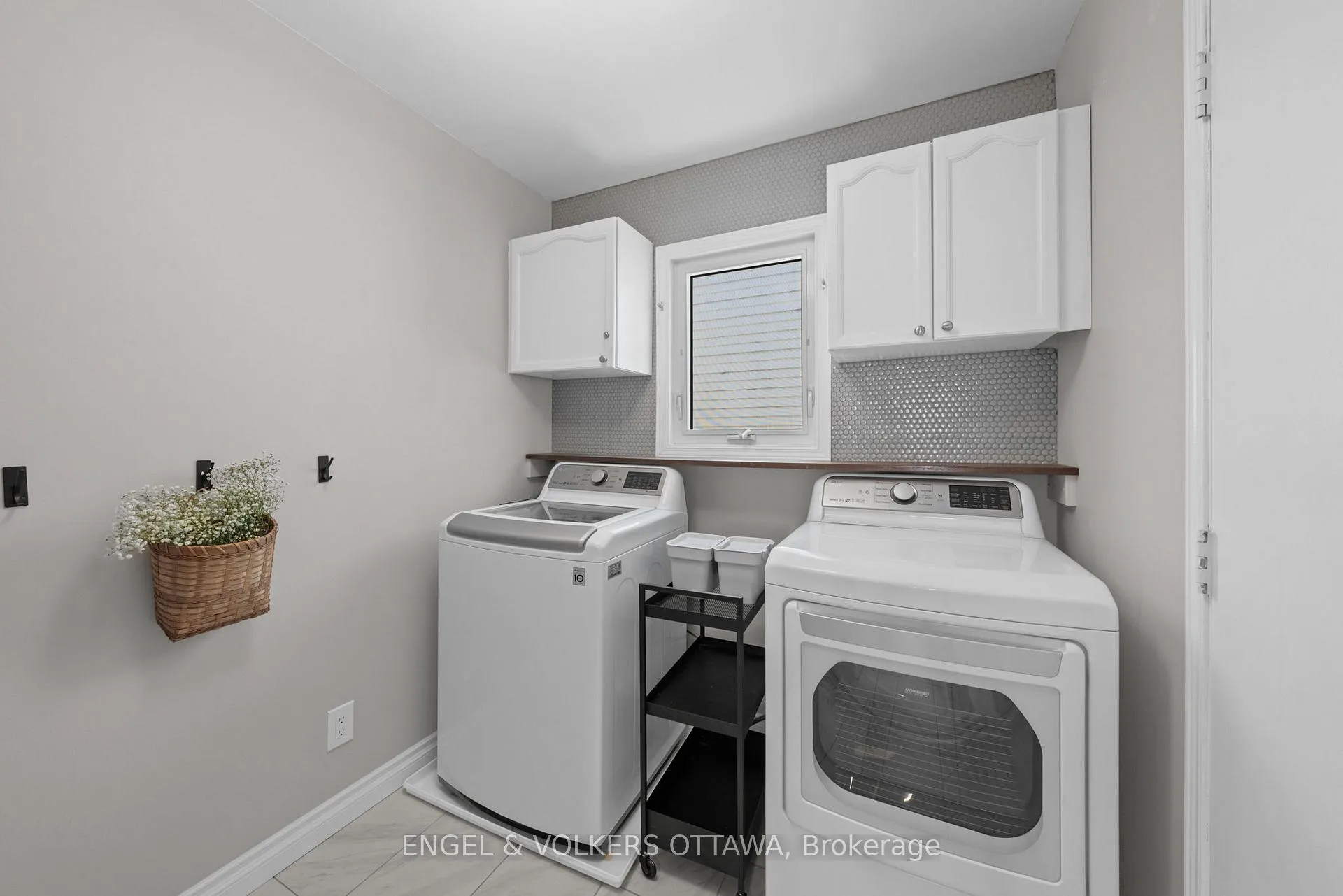 Photo 14 of 1448 Leblanc Drive, Ottawa, Chateauneuf — HOMEH