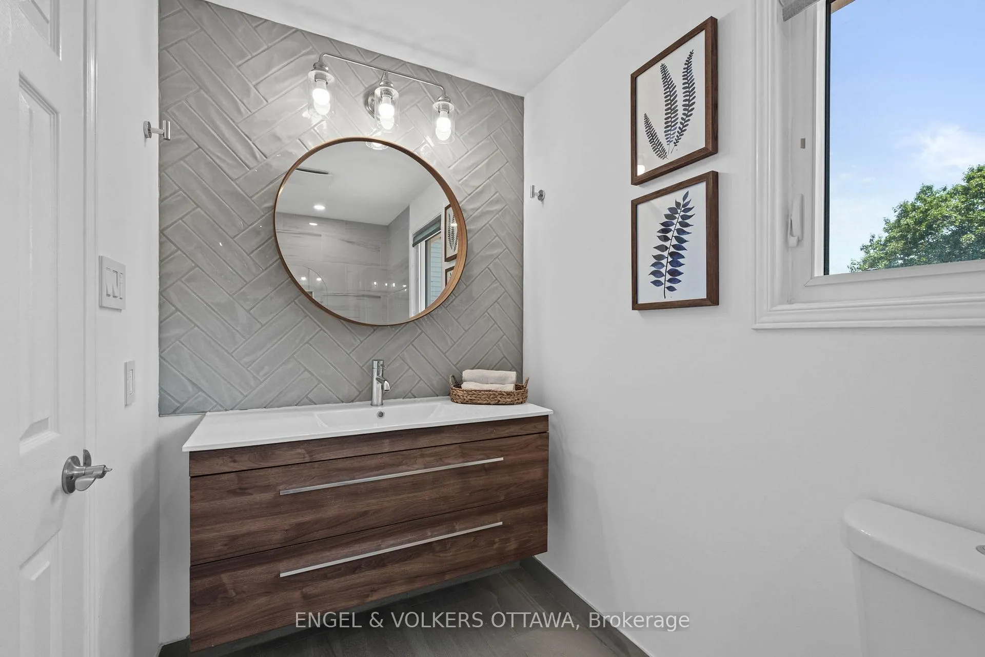 Photo 22 of 1448 Leblanc Drive, Ottawa, Chateauneuf — HOMEH