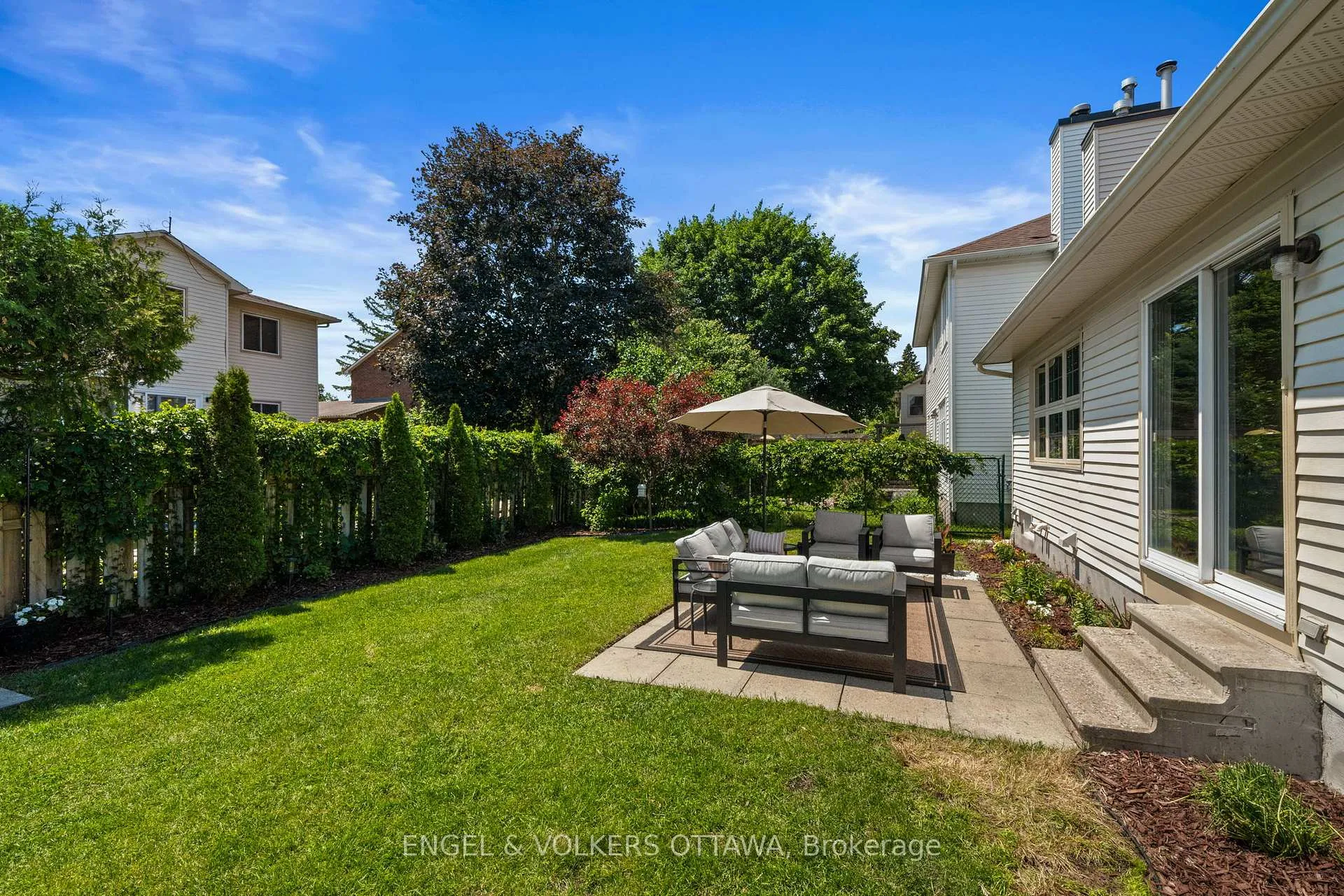 Photo 29 of 1448 Leblanc Drive, Ottawa, Chateauneuf — HOMEH