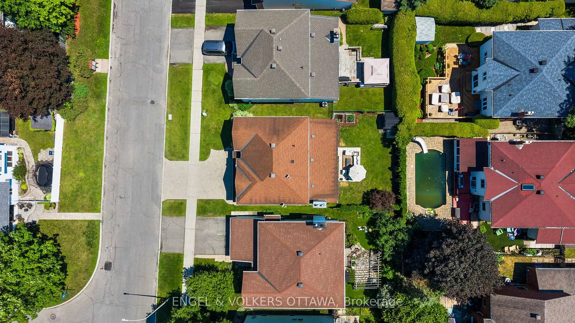 Photo 31 of 1448 Leblanc Drive, Ottawa, Chateauneuf — HOMEH