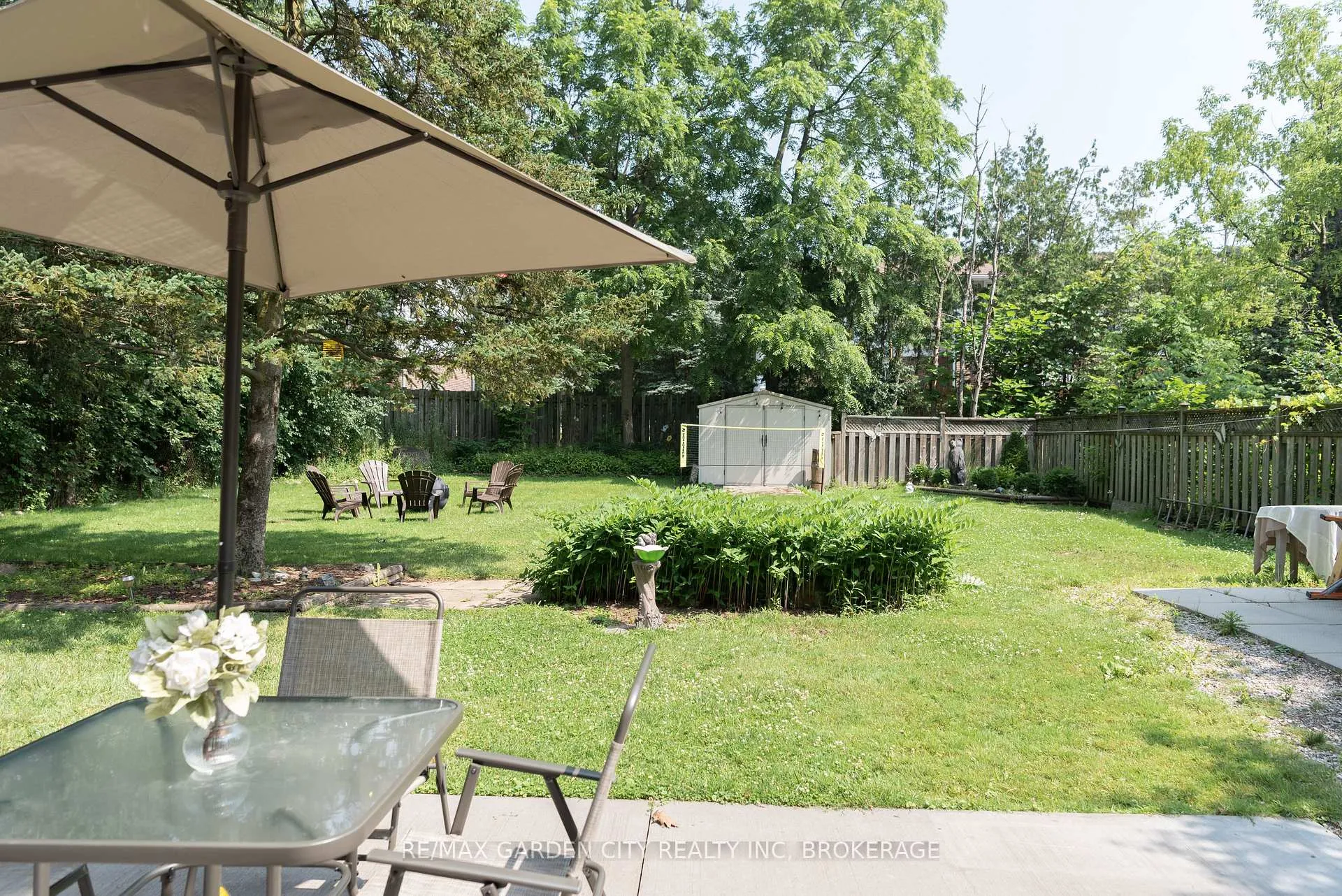 Photo 4 of 5853 Mcleod Road, Niagara Falls, Arad/Fallsview — HOMEH