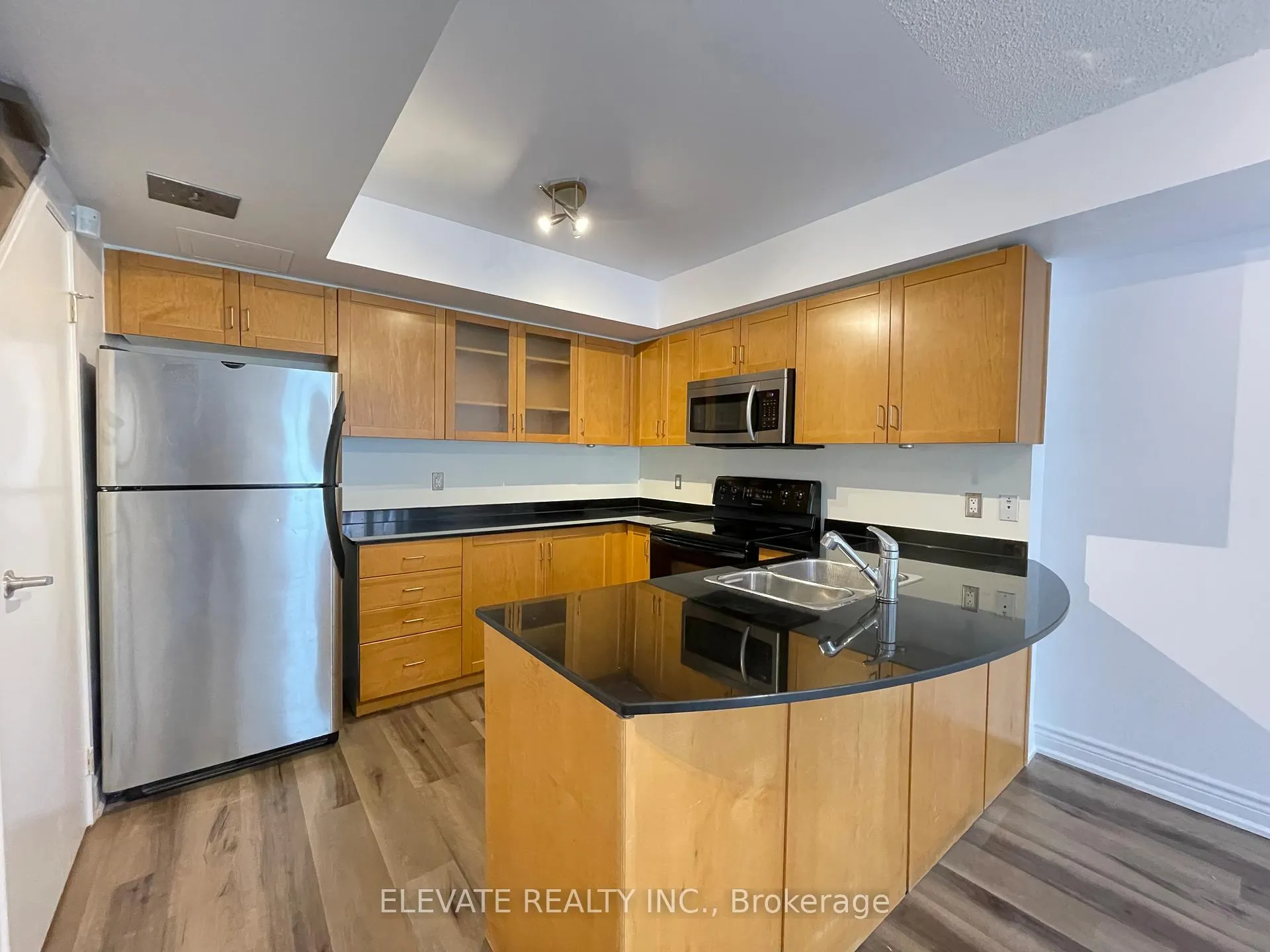 Photo 4 of Unit 706, 42 Western Battery Road, Toronto, Niagara — HOMEH