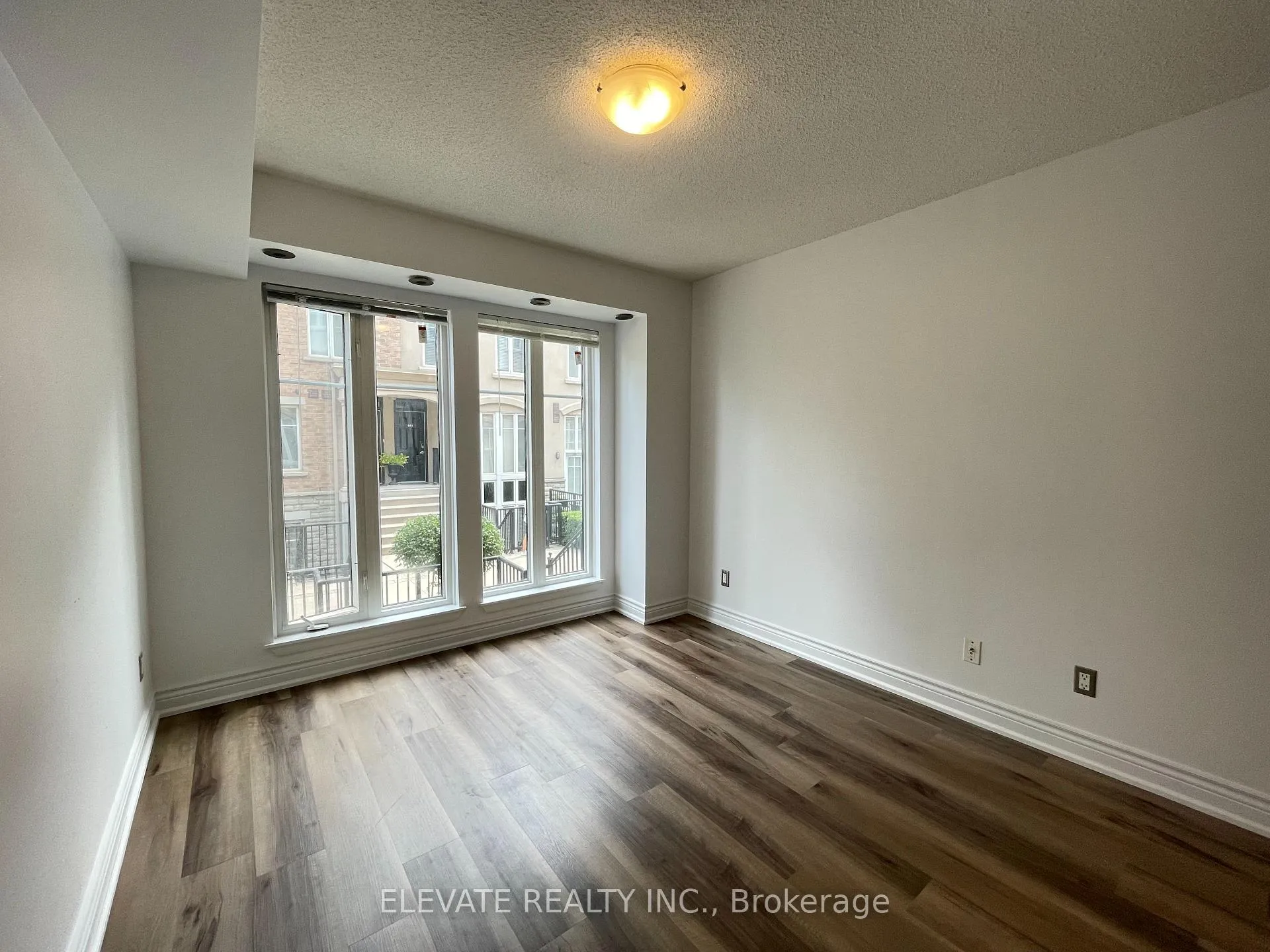Photo 13 of Unit 706, 42 Western Battery Road, Toronto, Niagara — HOMEH