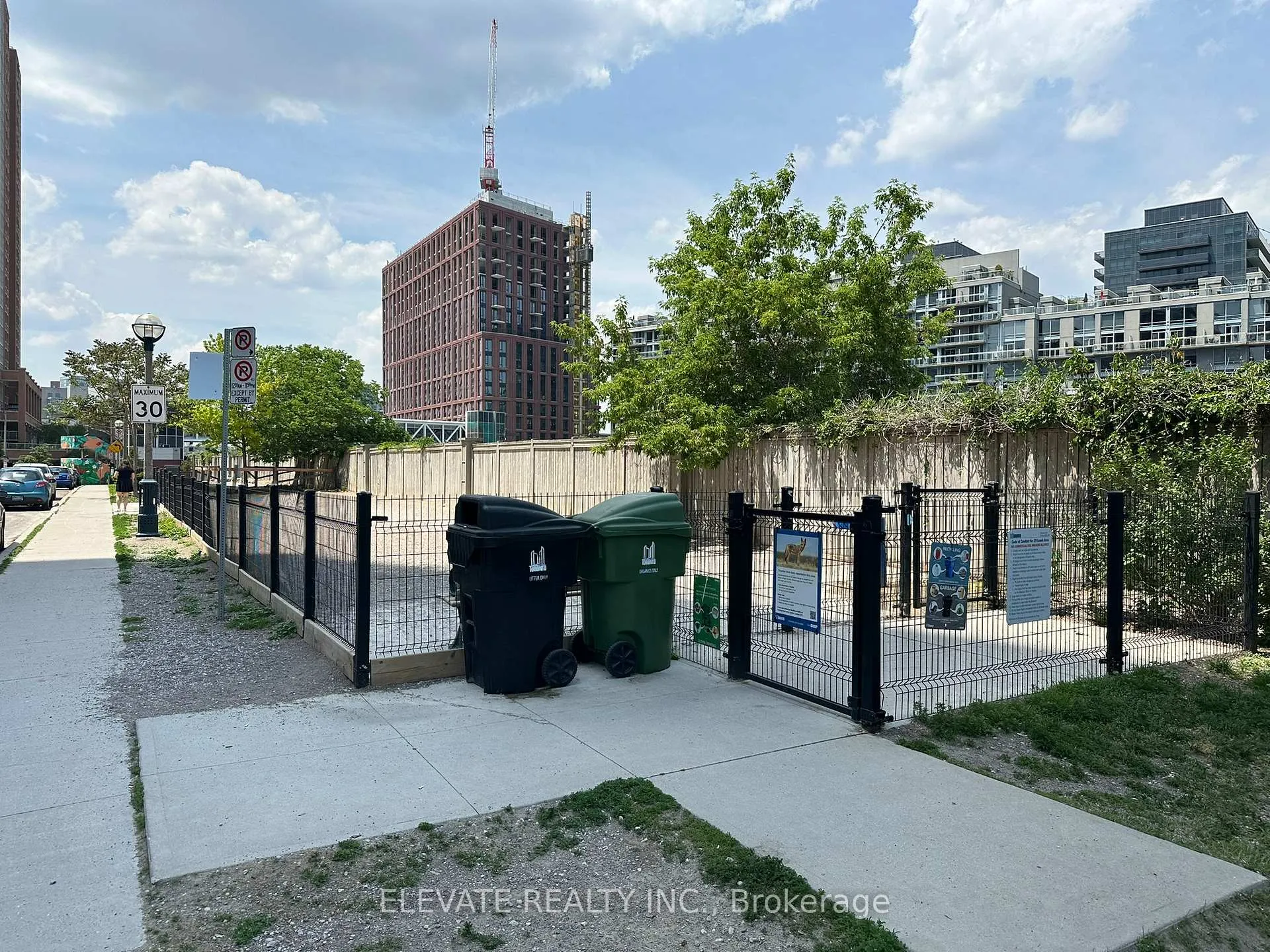 Photo 18 of Unit 706, 42 Western Battery Road, Toronto, Niagara — HOMEH