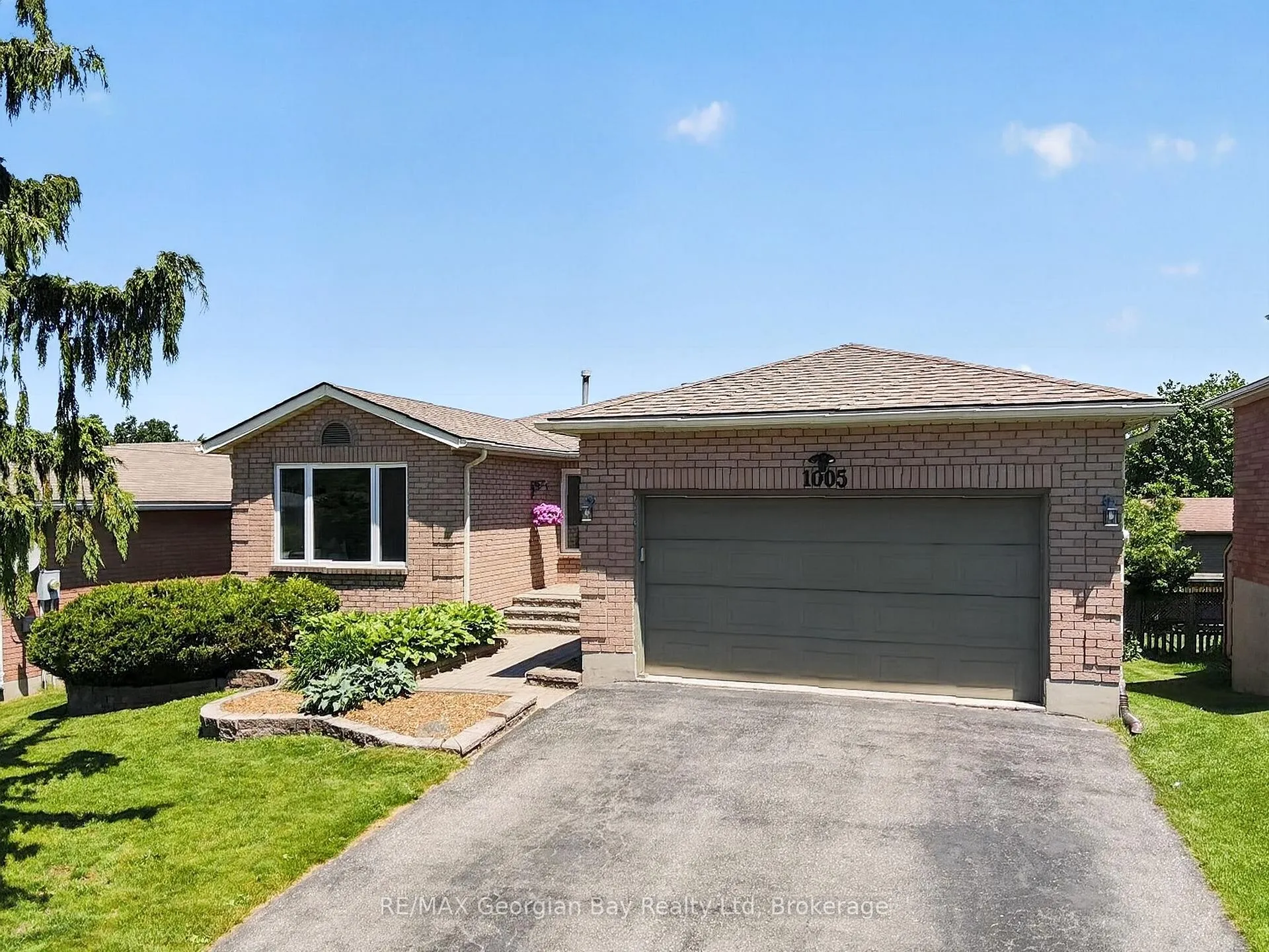 Photo 34 of 1005 Dina Crescent, Midland — HOMEH