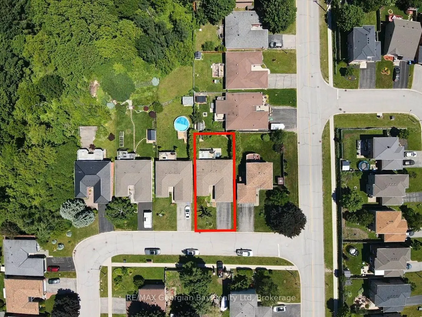 Photo 36 of 1005 Dina Crescent, Midland — HOMEH