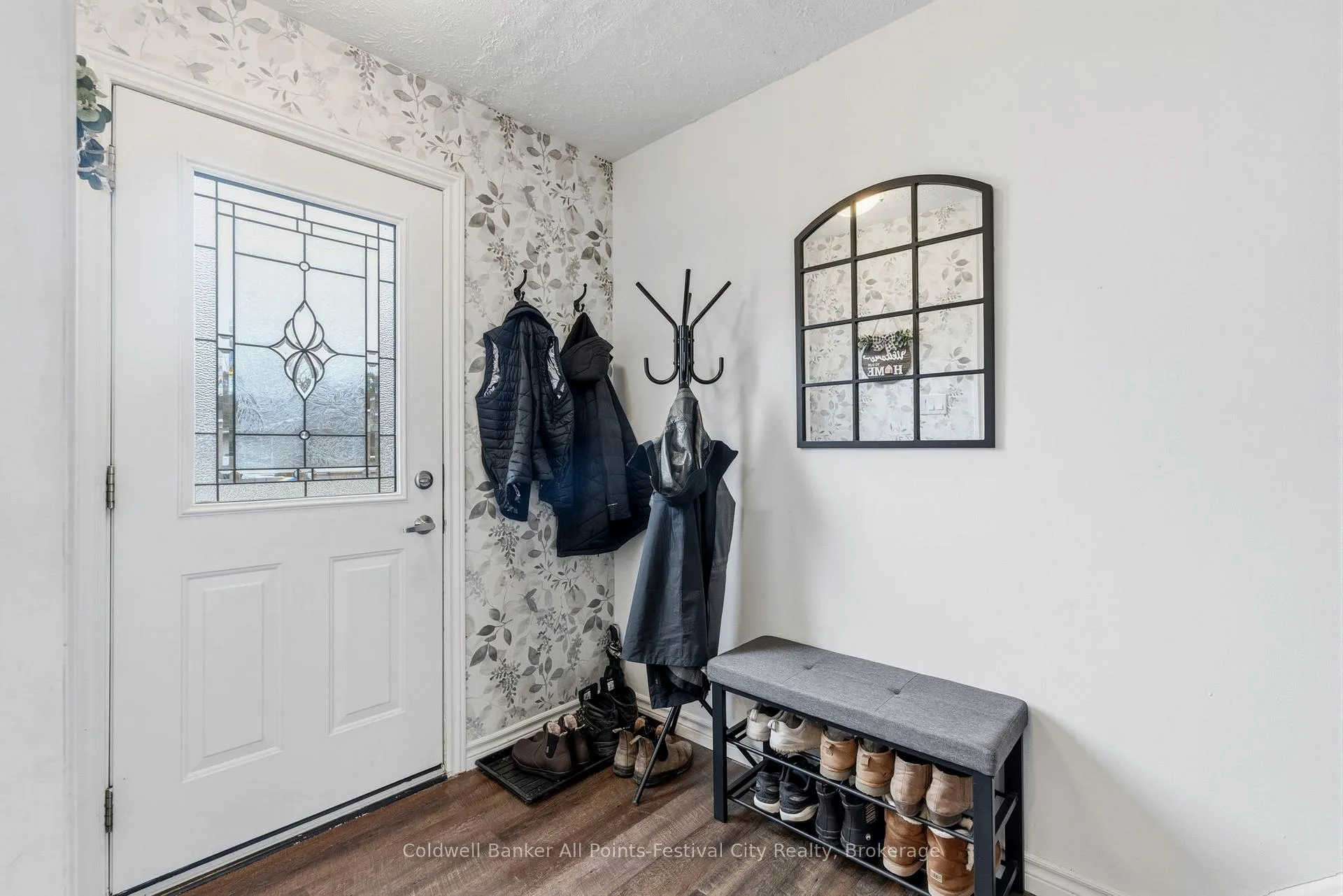 Photo 8 of 146 Bennett Street E, Goderich, Goderich (Town) — HOMEH
