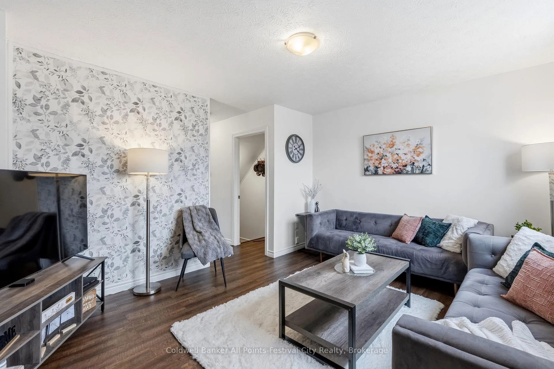 Photo 15 of 146 Bennett Street E, Goderich, Goderich (Town) — HOMEH