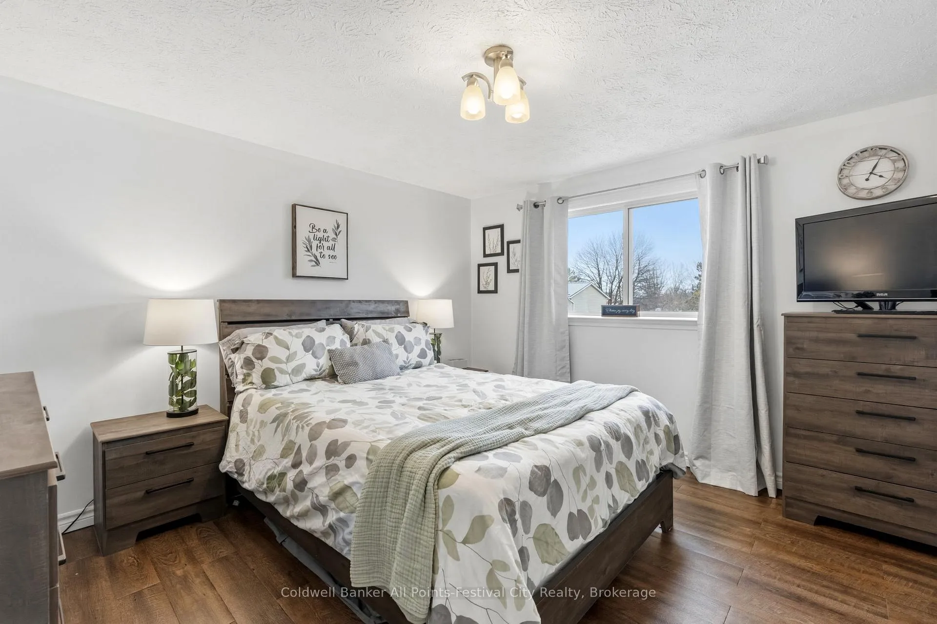 Photo 23 of 146 Bennett Street E, Goderich, Goderich (Town) — HOMEH