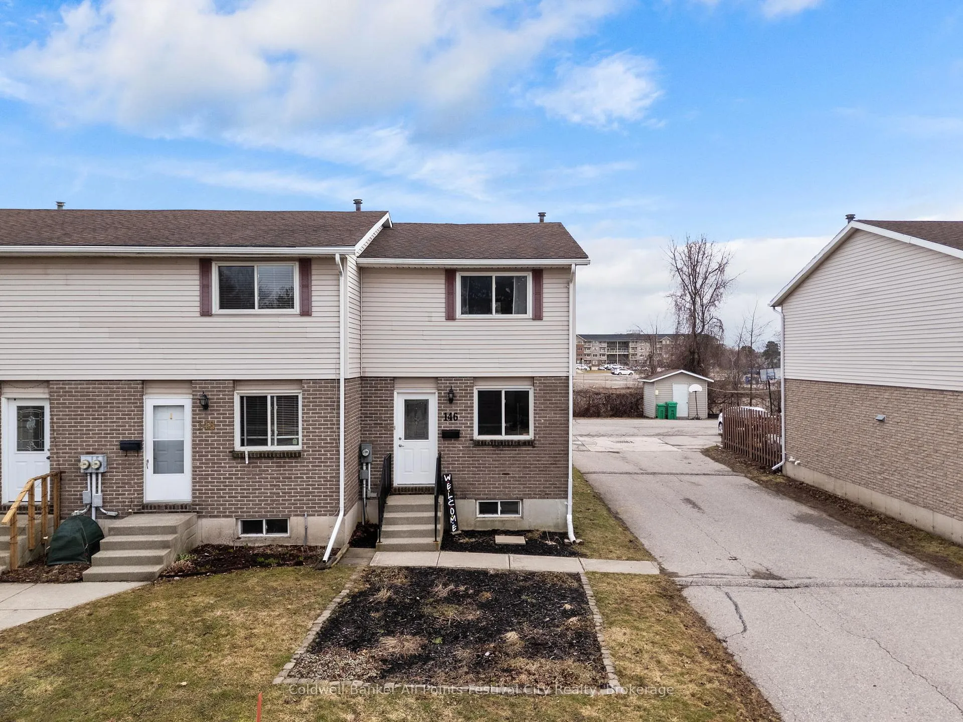 Photo 33 of 146 Bennett Street E, Goderich, Goderich (Town) — HOMEH