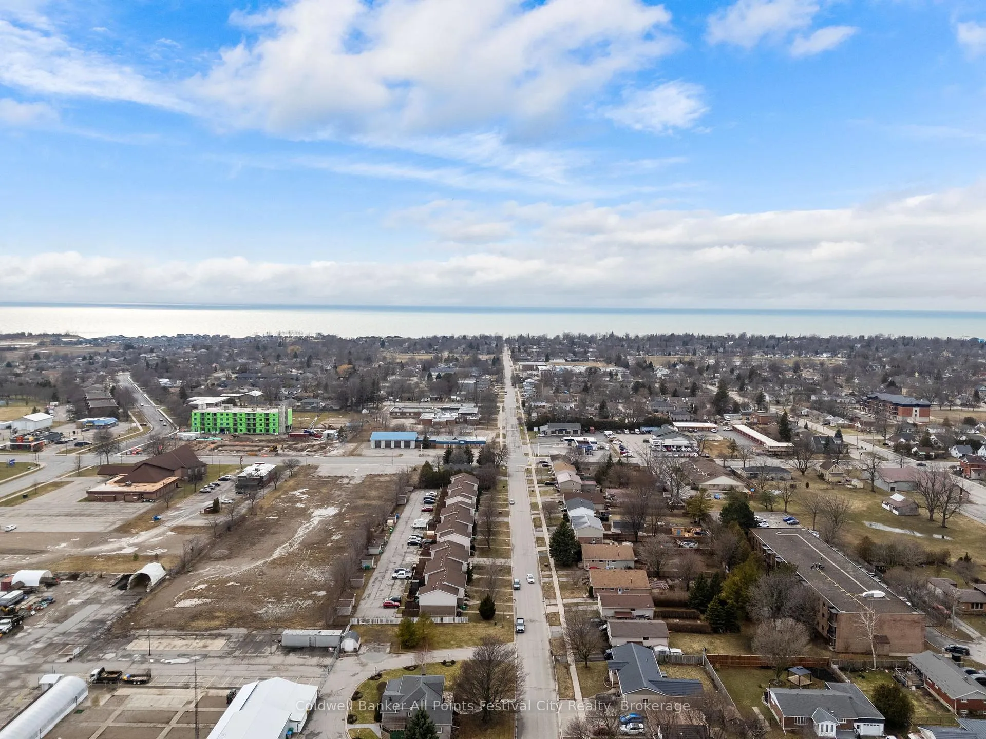 Photo 38 of 146 Bennett Street E, Goderich, Goderich (Town) — HOMEH