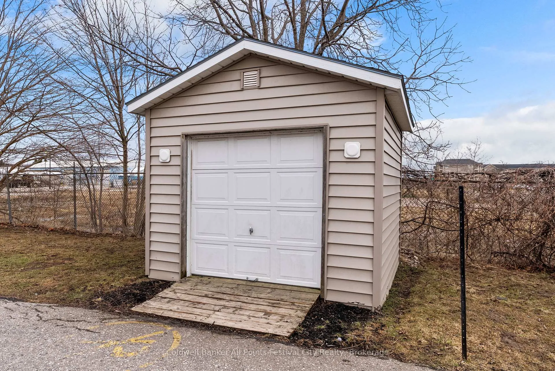 Photo 39 of 146 Bennett Street E, Goderich, Goderich (Town) — HOMEH