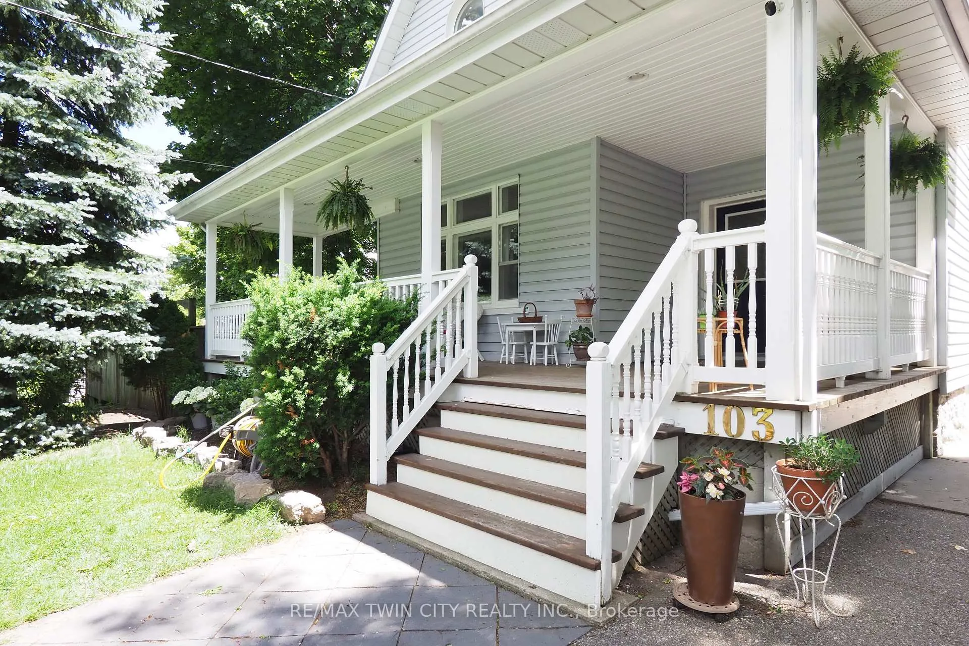 Photo 7 of 103 Belleview Avenue, Waterloo — HOMEH