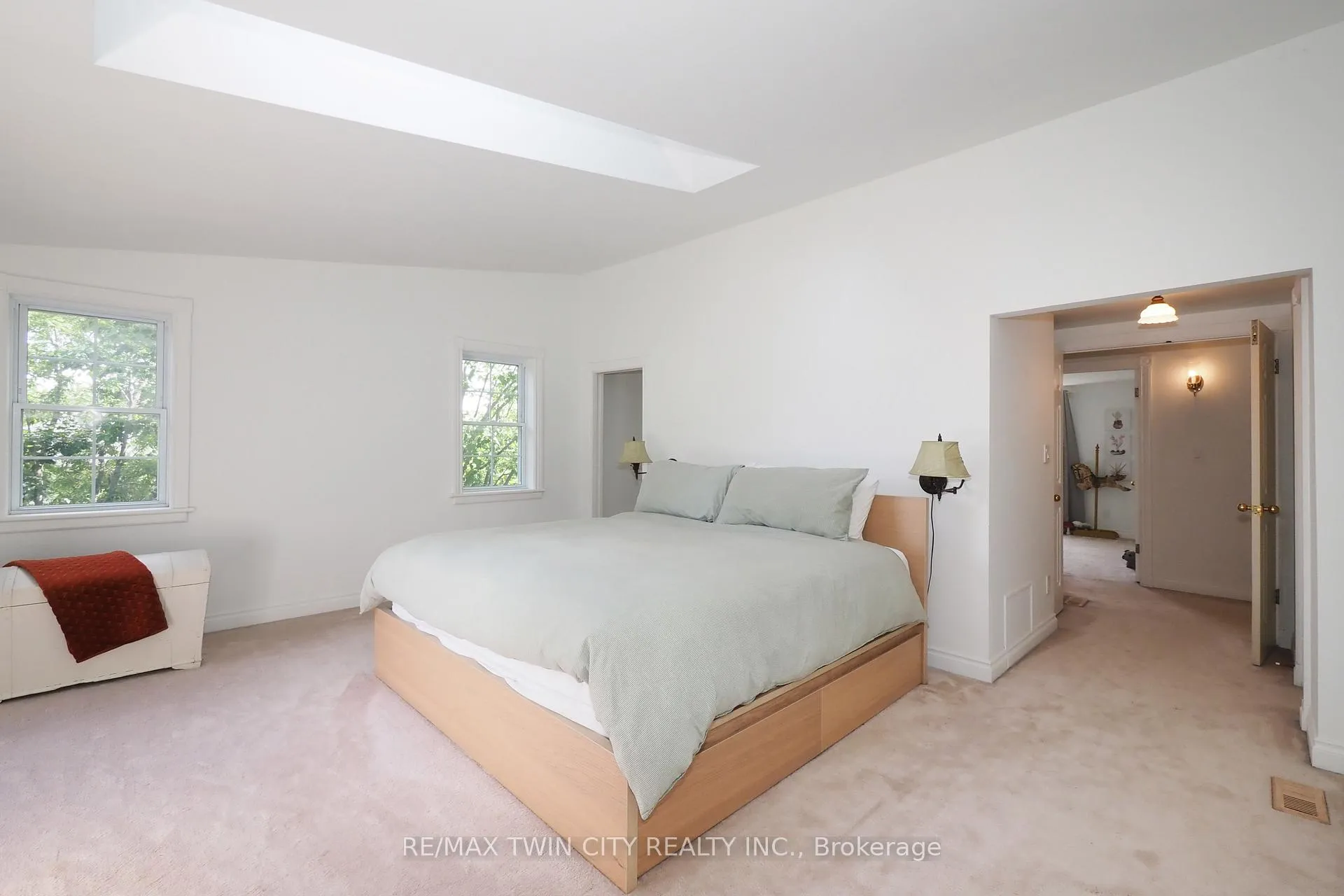Photo 25 of 103 Belleview Avenue, Waterloo — HOMEH