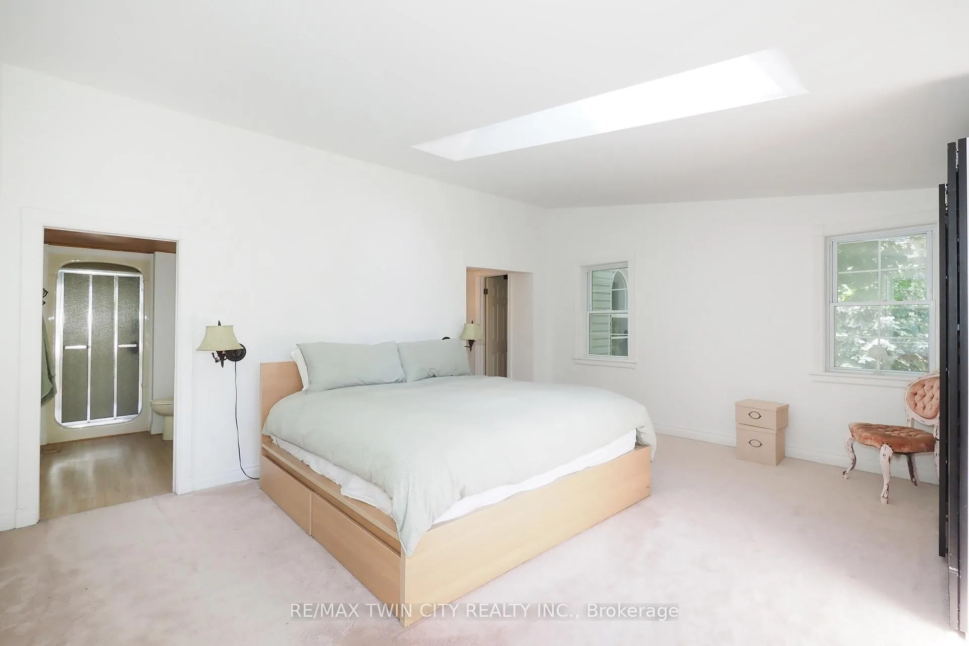 Photo 26 of 103 Belleview Avenue, Waterloo — HOMEH