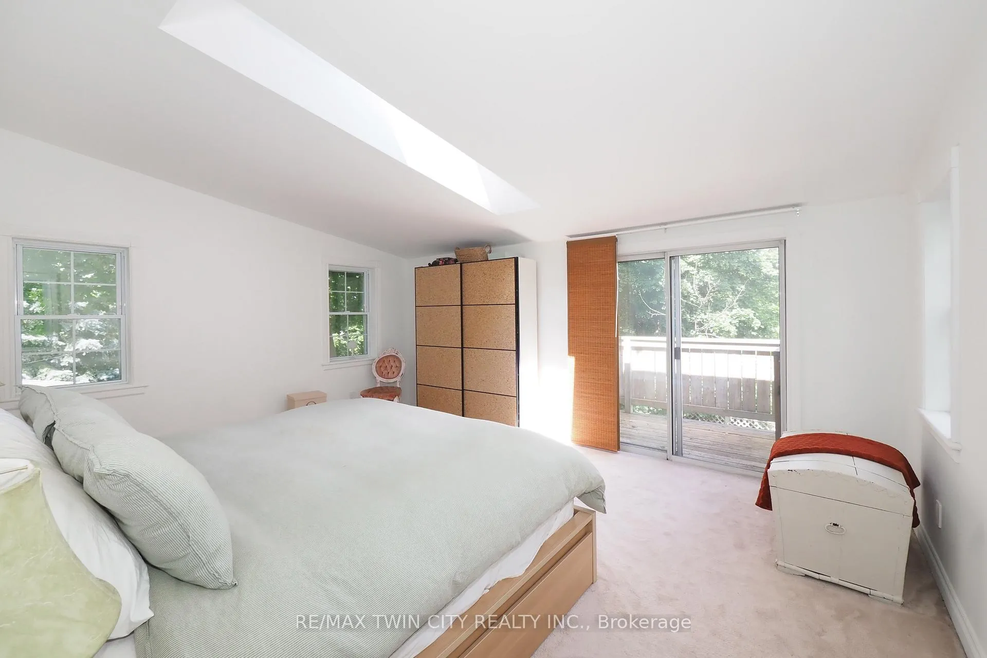 Photo 27 of 103 Belleview Avenue, Waterloo — HOMEH