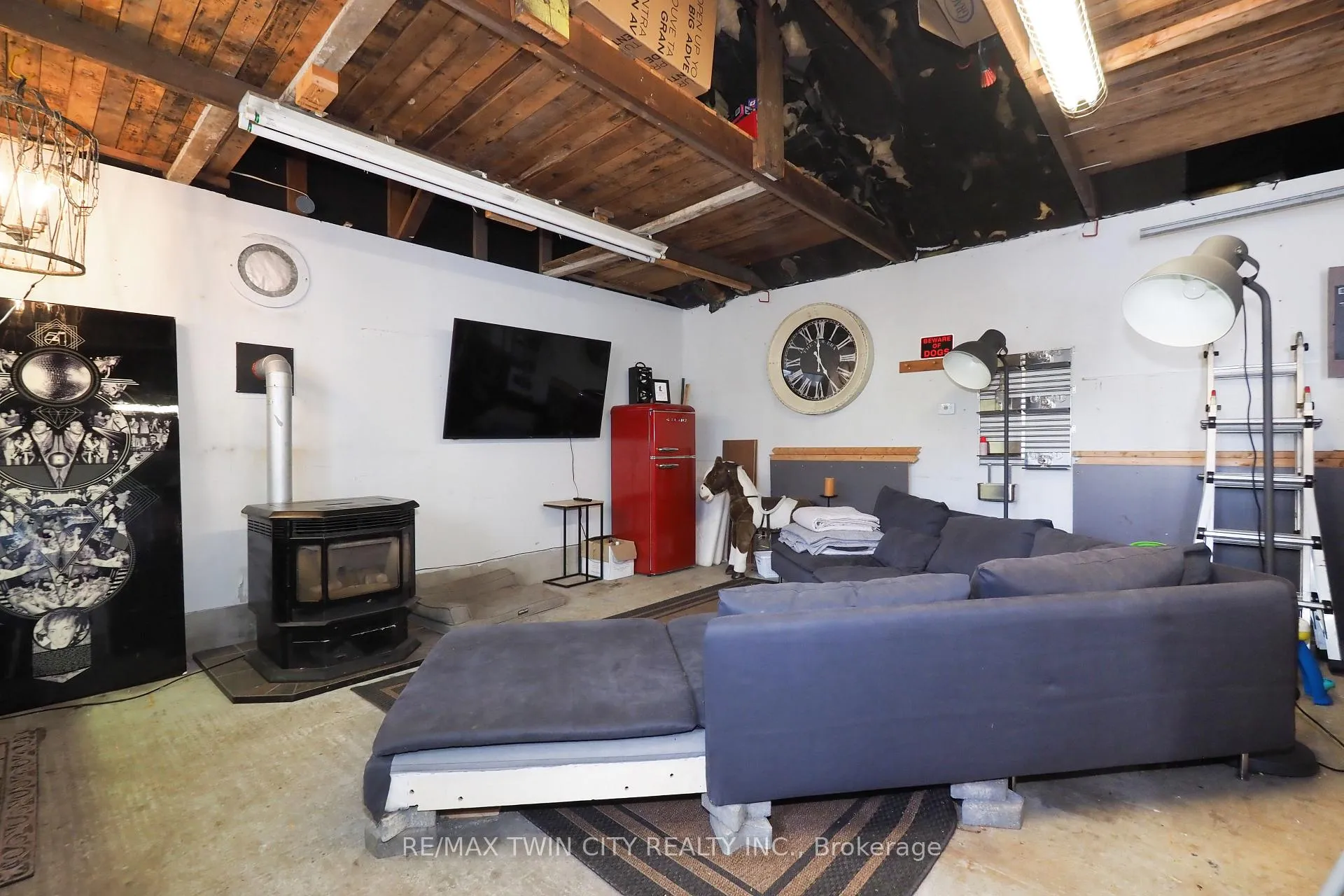 Photo 49 of 103 Belleview Avenue, Waterloo — HOMEH