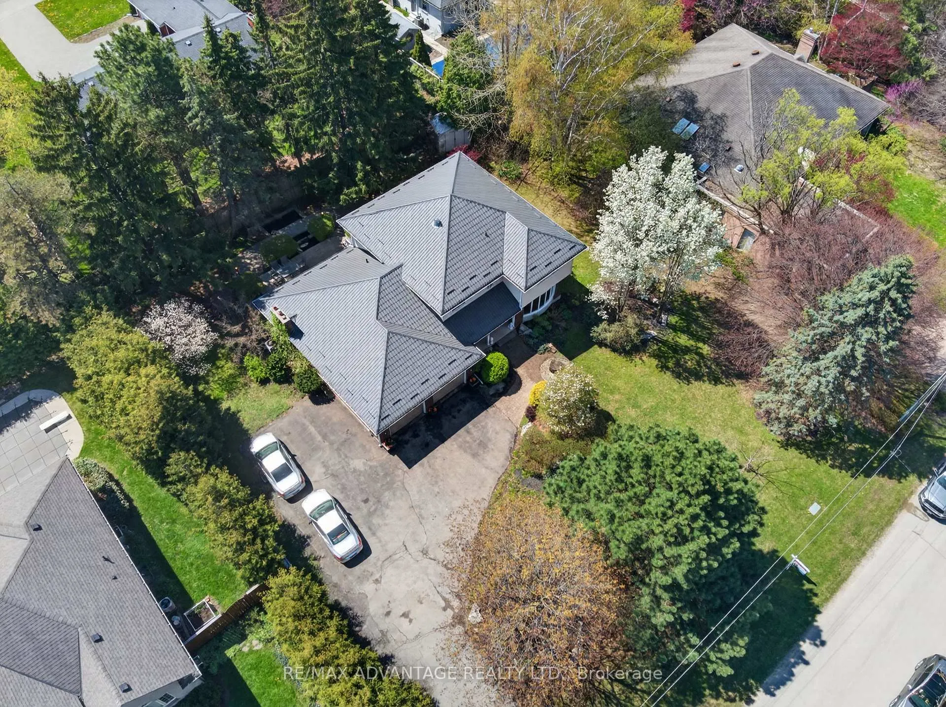 Photo 56 of 44 Northcrest Drive, London, North B — HOMEH