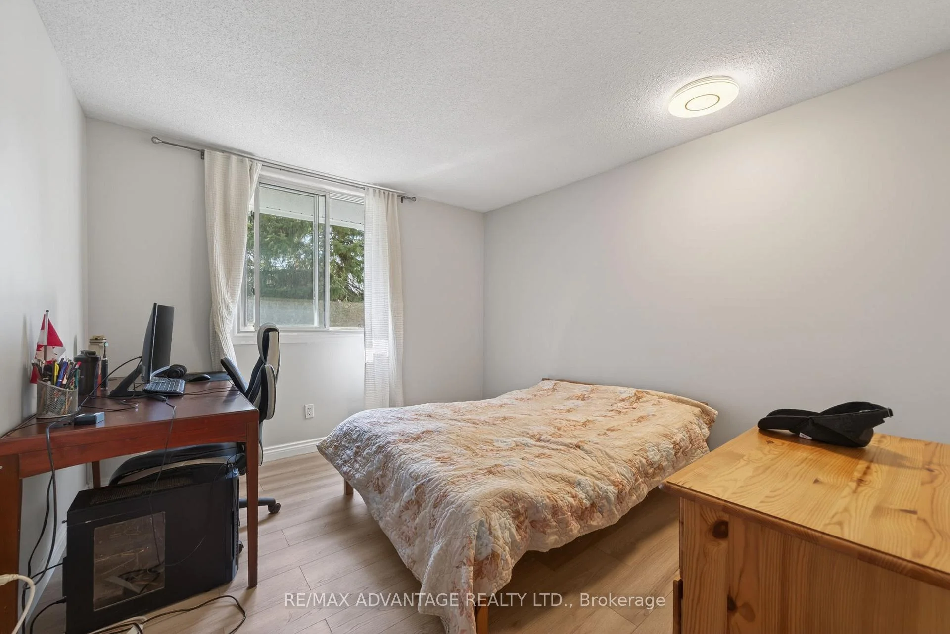 Photo 25 of 44 Northcrest Drive, London, North B — HOMEH