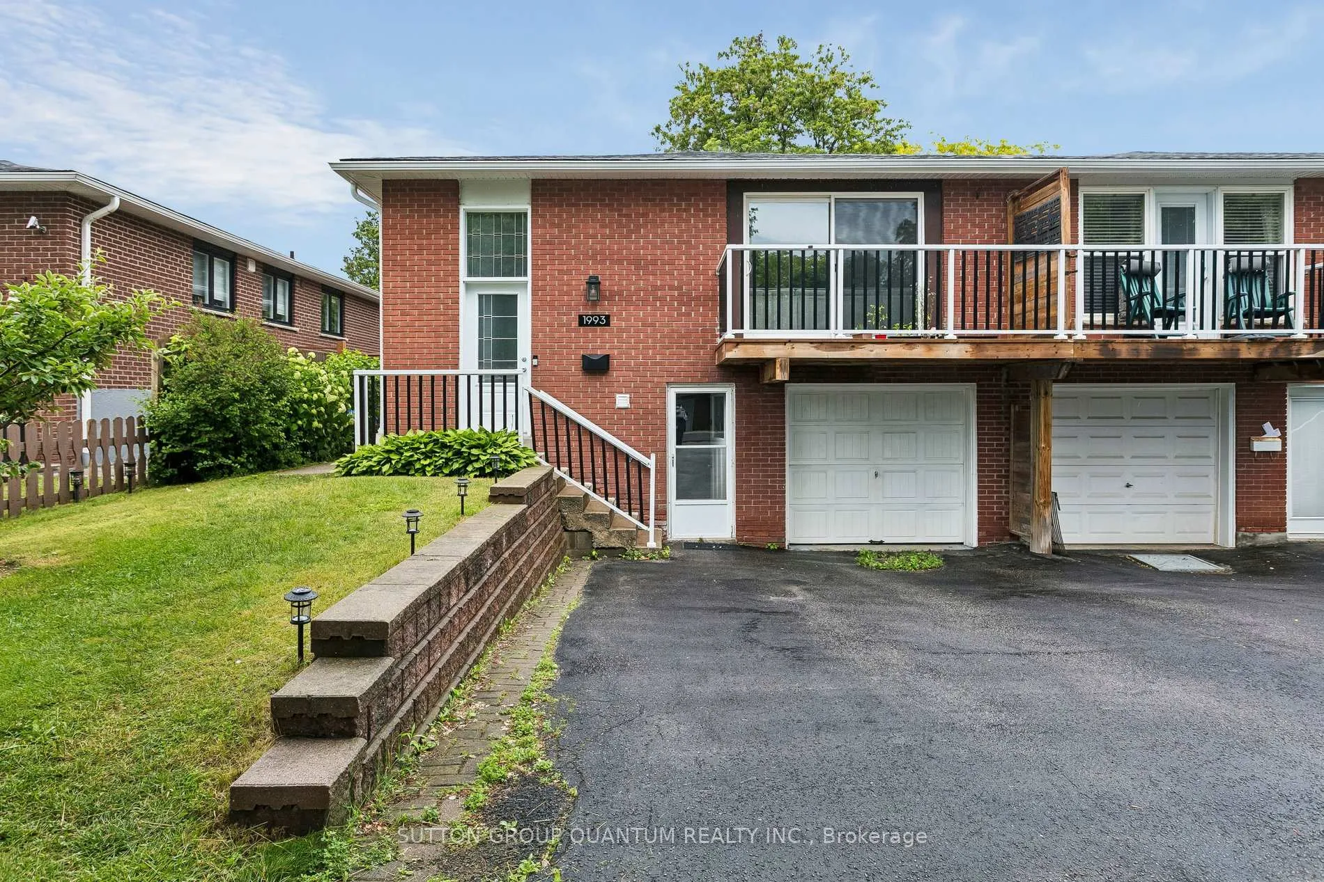 Photo 1 of Unit UPPER, 1993 Carrera Lane, Mississauga, Clarkson — HOMEH