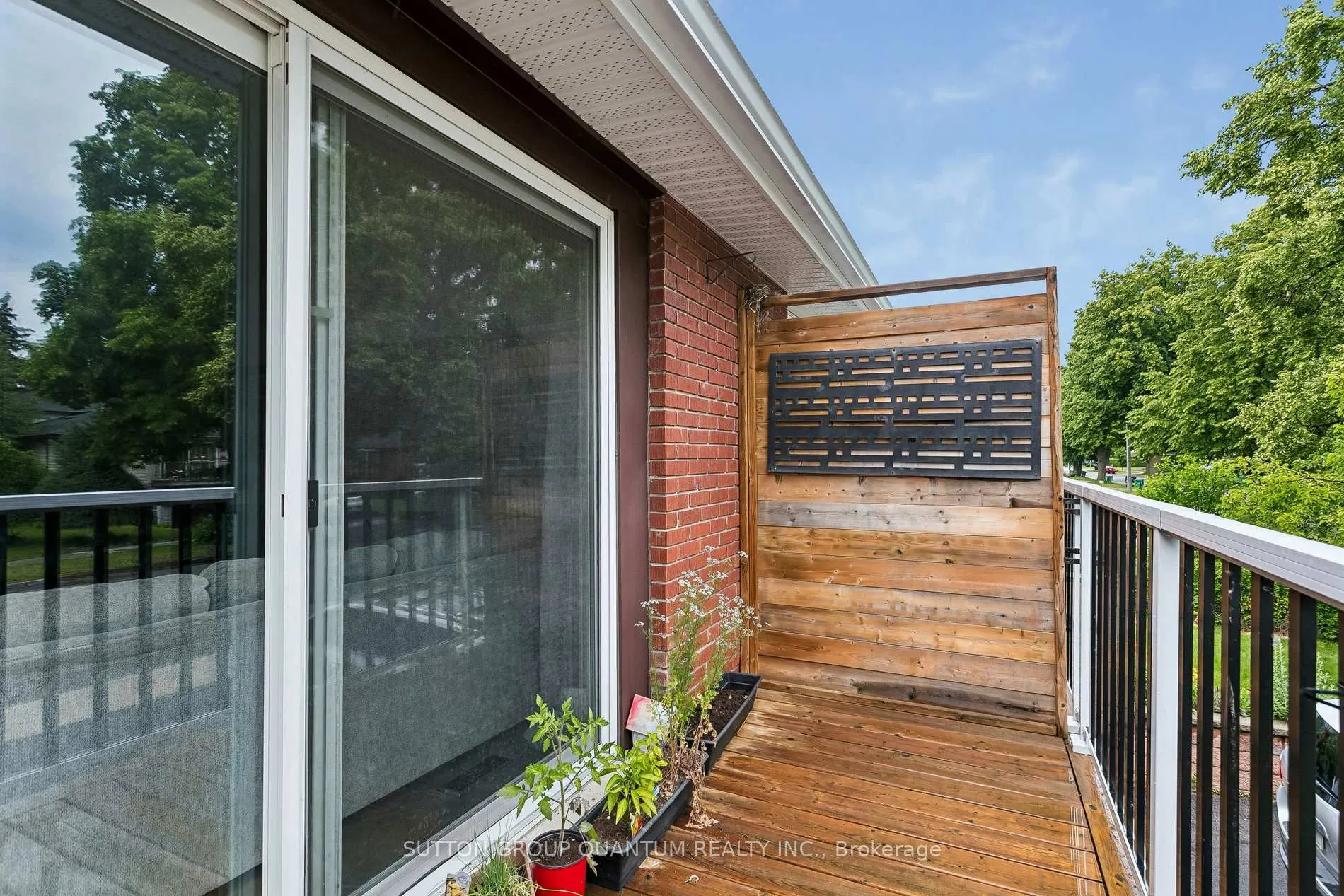 Photo 30 of Unit UPPER, 1993 Carrera Lane, Mississauga, Clarkson — HOMEH
