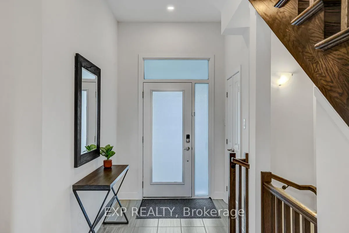 Photo 7 of 512 triangle Street, Ottawa, Kanata - Emerald Meadows/Trailwest — HOMEH