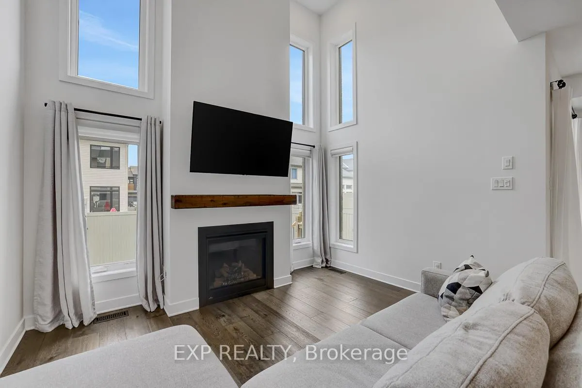 Photo 14 of 512 triangle Street, Ottawa, Kanata - Emerald Meadows/Trailwest — HOMEH