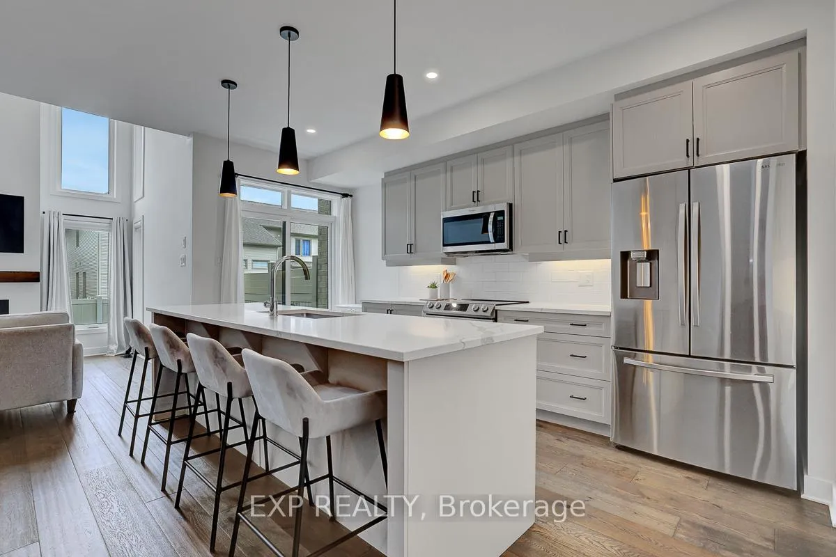 Photo 17 of 512 triangle Street, Ottawa, Kanata - Emerald Meadows/Trailwest — HOMEH