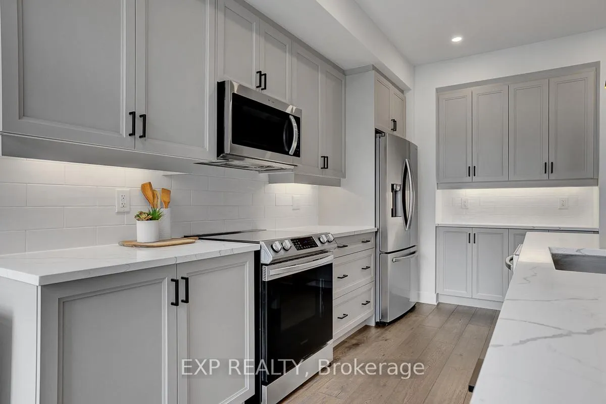 Photo 20 of 512 triangle Street, Ottawa, Kanata - Emerald Meadows/Trailwest — HOMEH