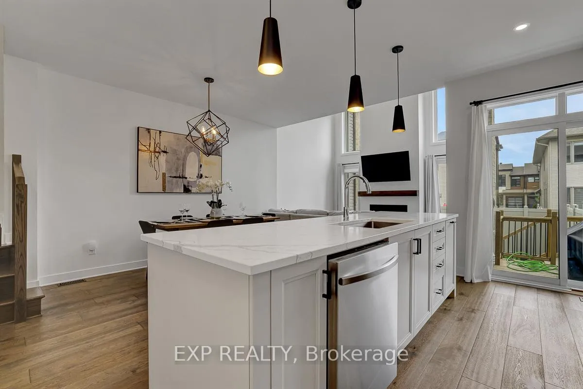 Photo 21 of 512 triangle Street, Ottawa, Kanata - Emerald Meadows/Trailwest — HOMEH