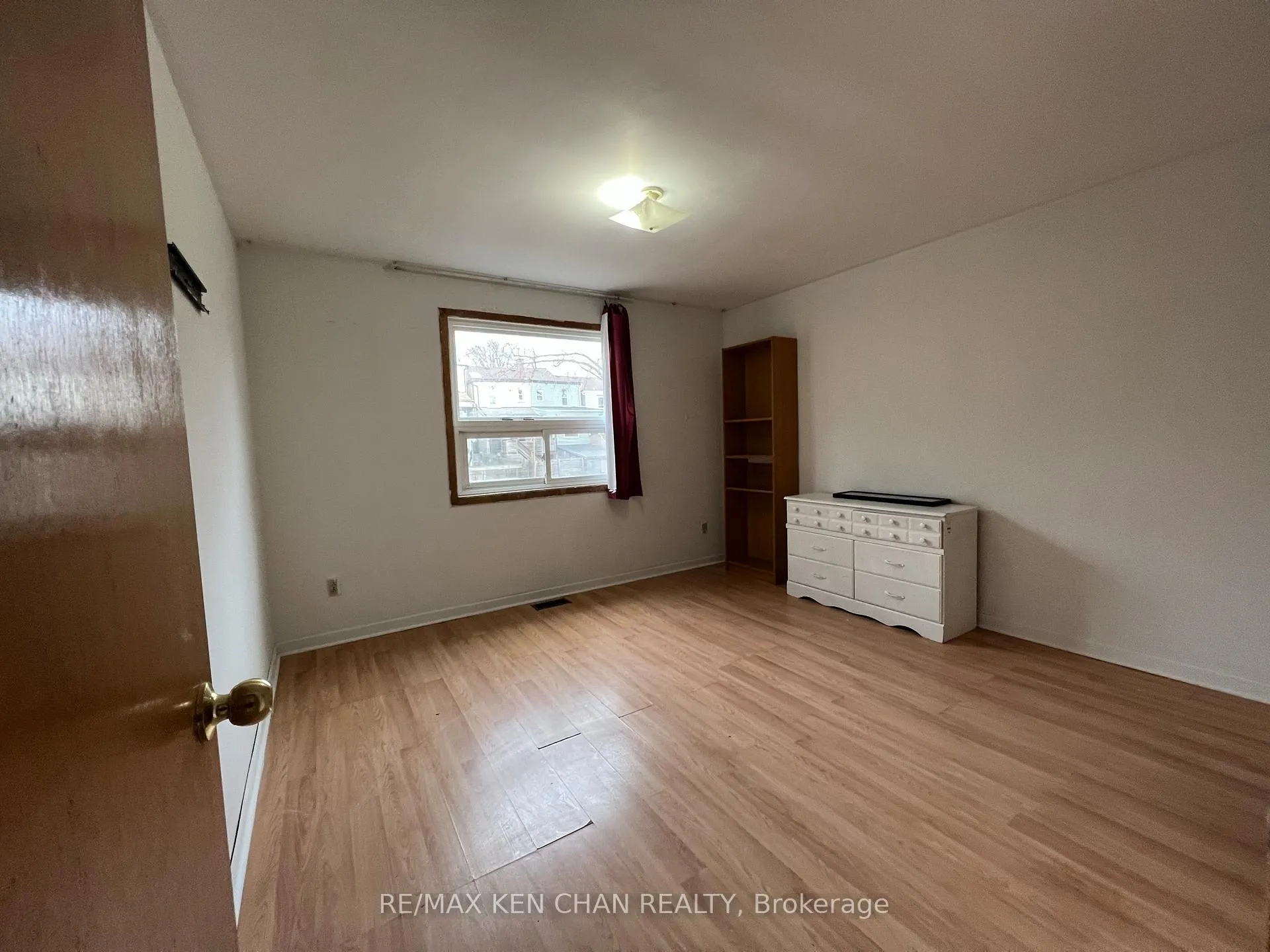Photo 7 of 85 Blake Street, Toronto, Blake-Jones — HOMEH