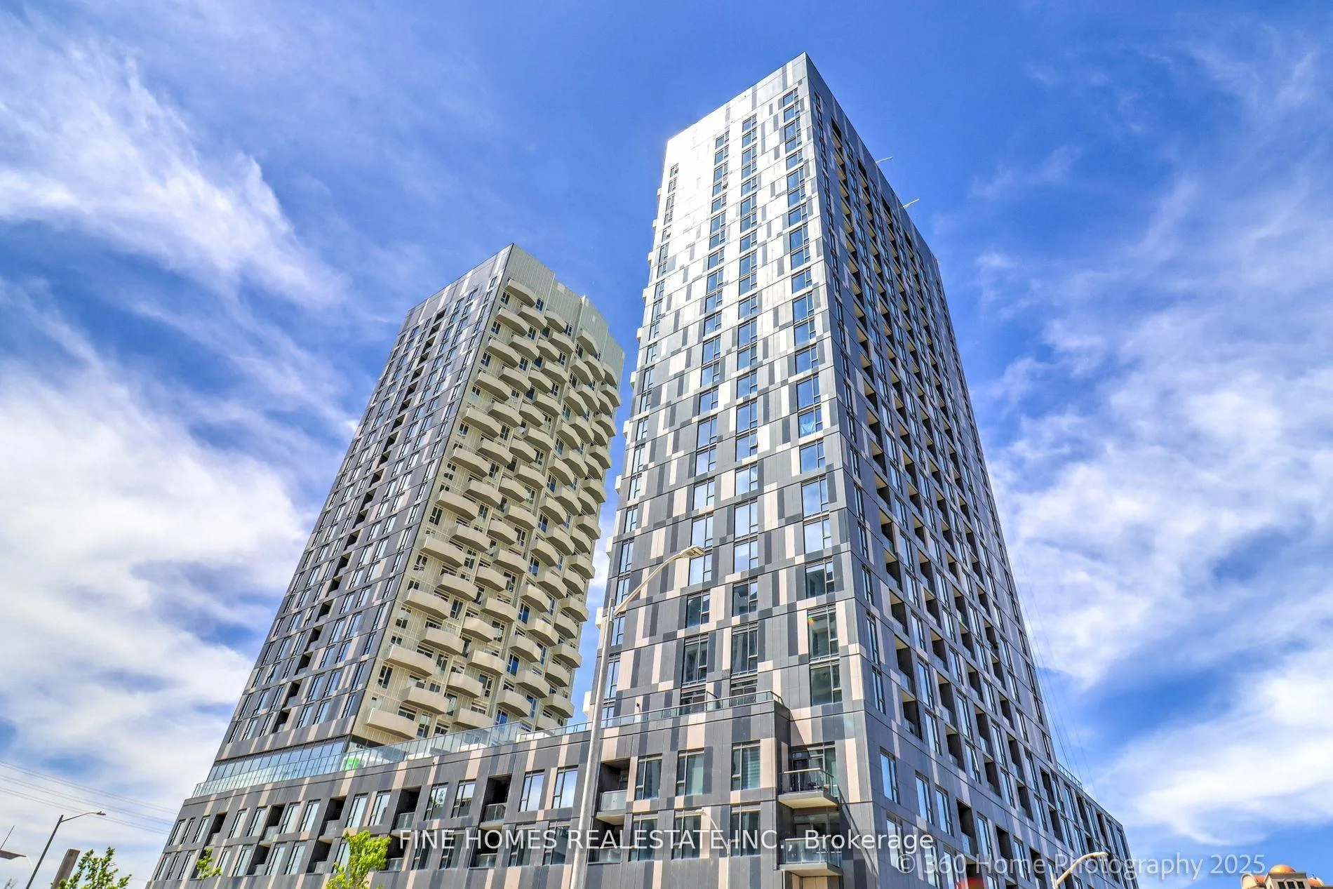 Photo 1 of Unit 901, 474 Caldari Road, Vaughan, Concord — HOMEH