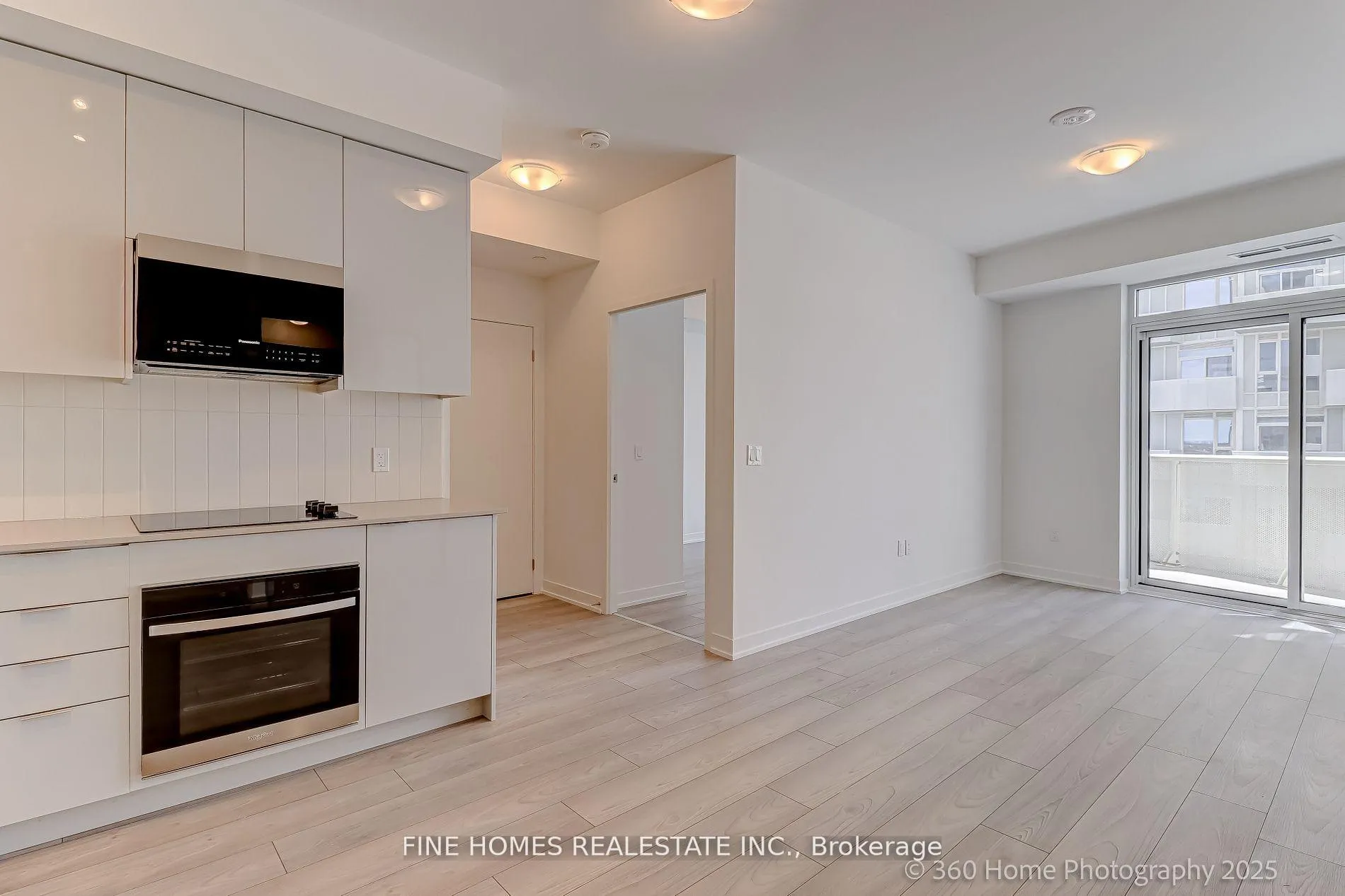 Photo 11 of Unit 901, 474 Caldari Road, Vaughan, Concord — HOMEH