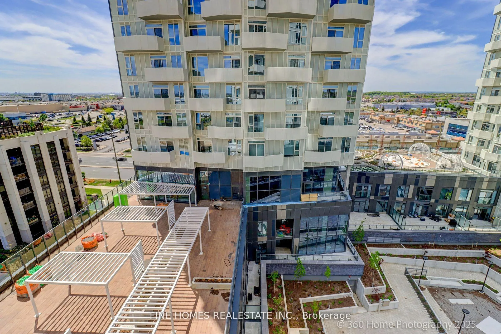 Photo 18 of Unit 901, 474 Caldari Road, Vaughan, Concord — HOMEH