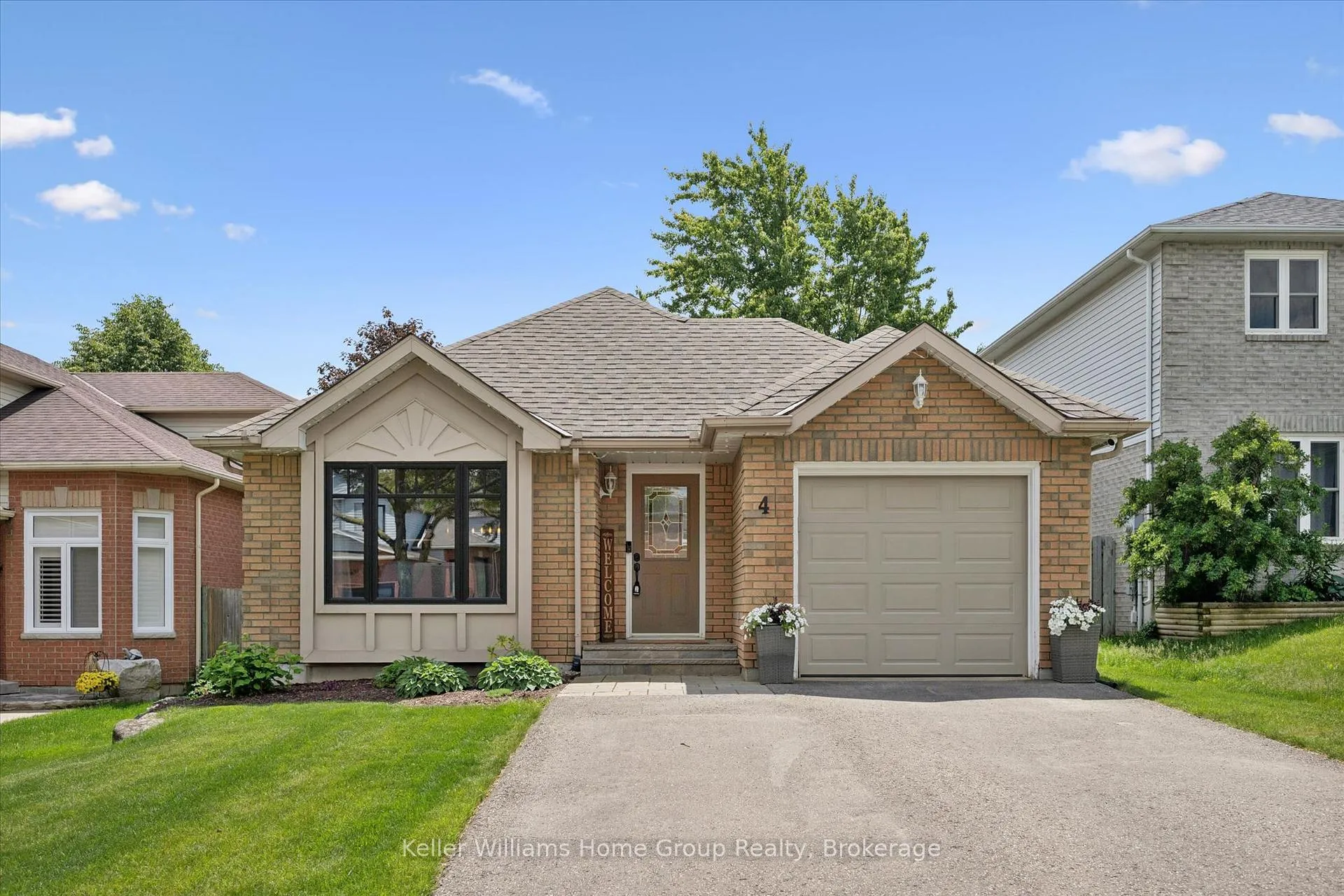 Photo 1 of 4 Eastview Crescent, Orangeville — HOMEH