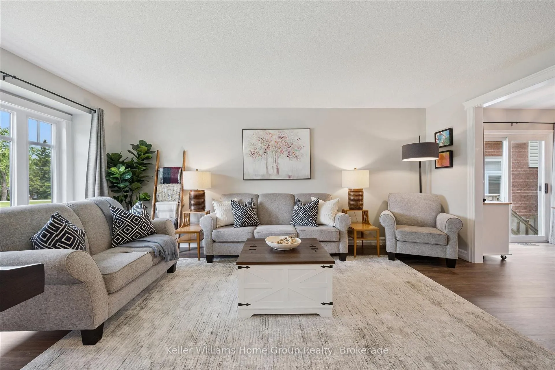 Photo 6 of 4 Eastview Crescent, Orangeville — HOMEH