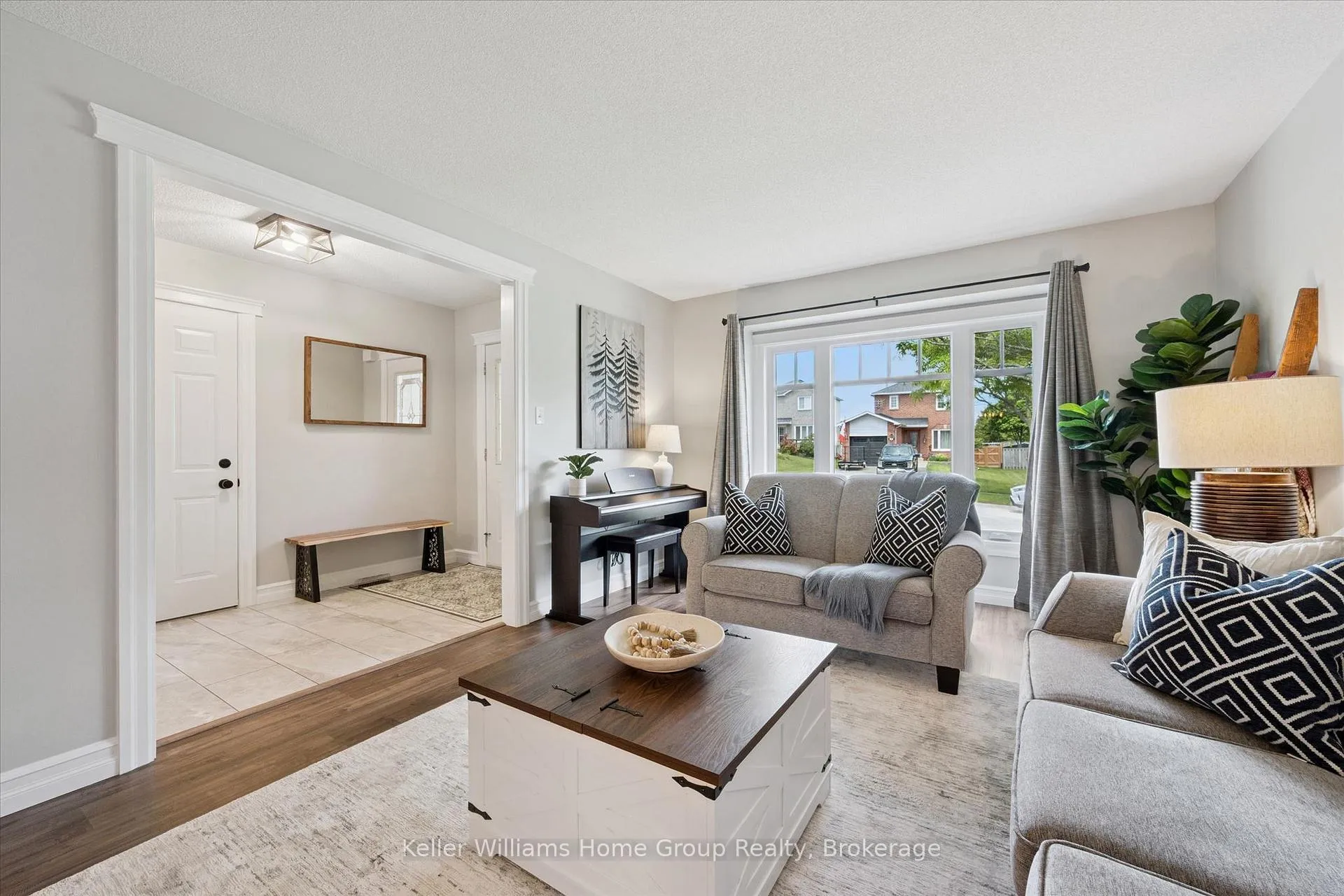 Photo 8 of 4 Eastview Crescent, Orangeville — HOMEH