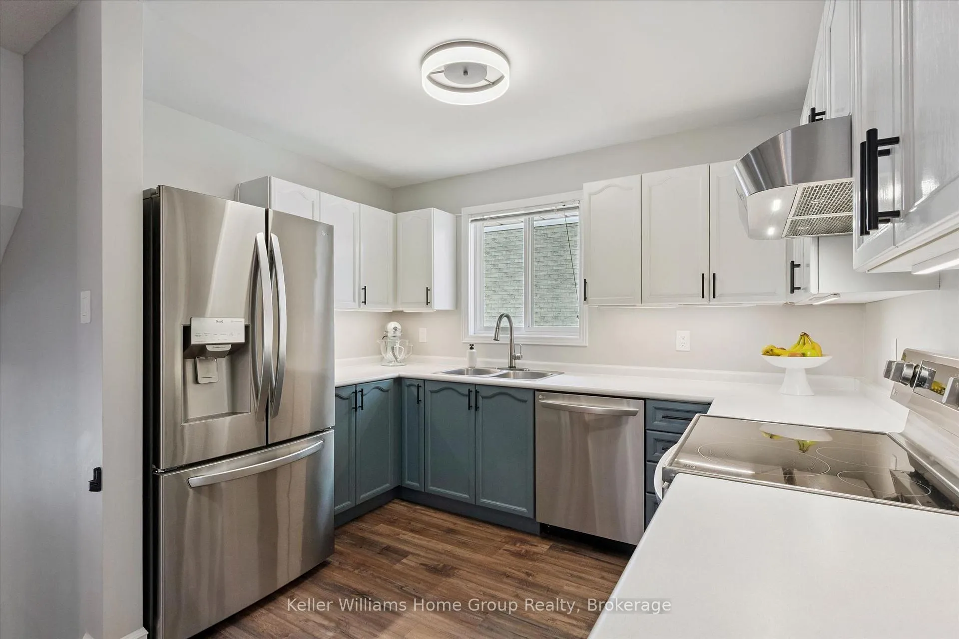 Photo 10 of 4 Eastview Crescent, Orangeville — HOMEH