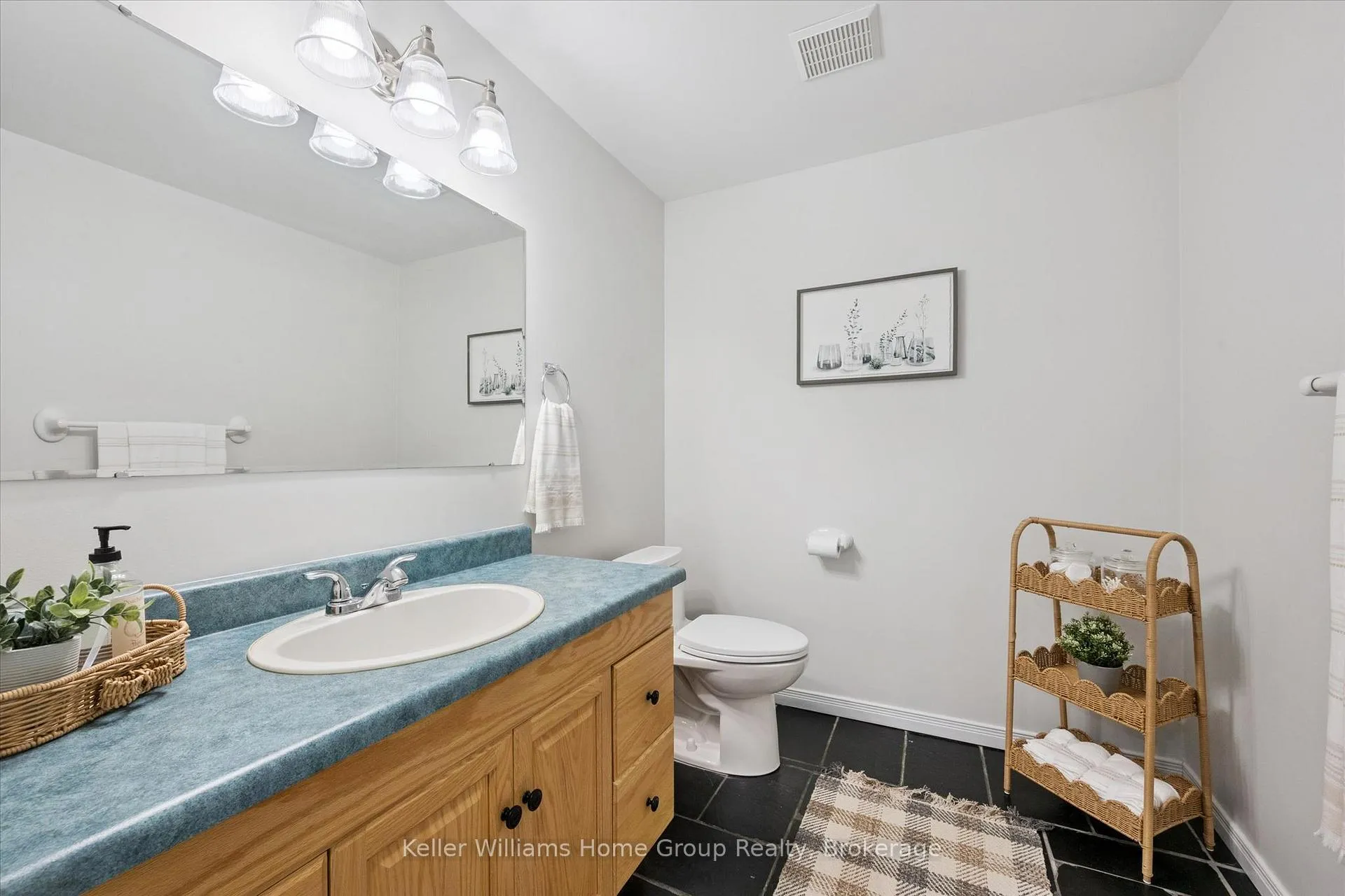 Photo 26 of 4 Eastview Crescent, Orangeville — HOMEH