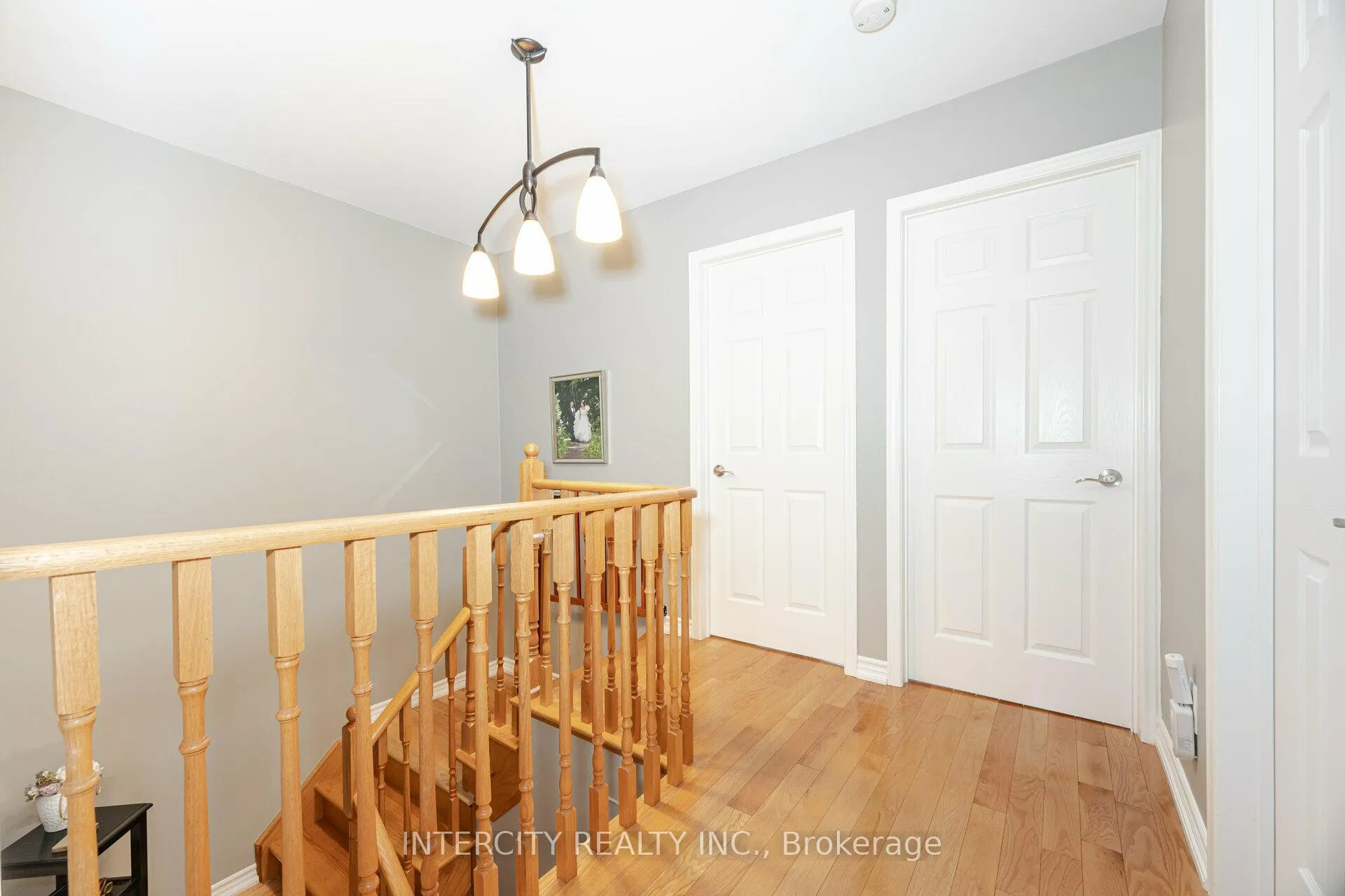 Photo 20 of 71 Echo Ridge Crescent, Vaughan, Sonoma Heights — HOMEH