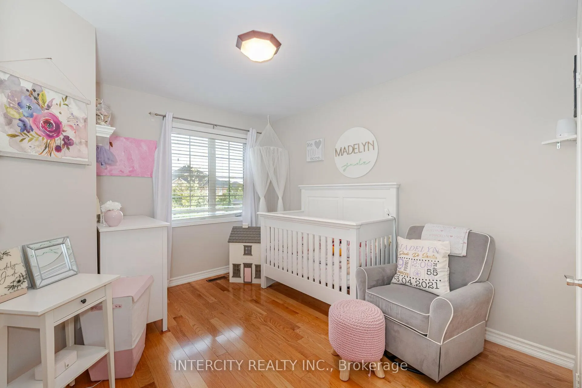 Photo 27 of 71 Echo Ridge Crescent, Vaughan, Sonoma Heights — HOMEH