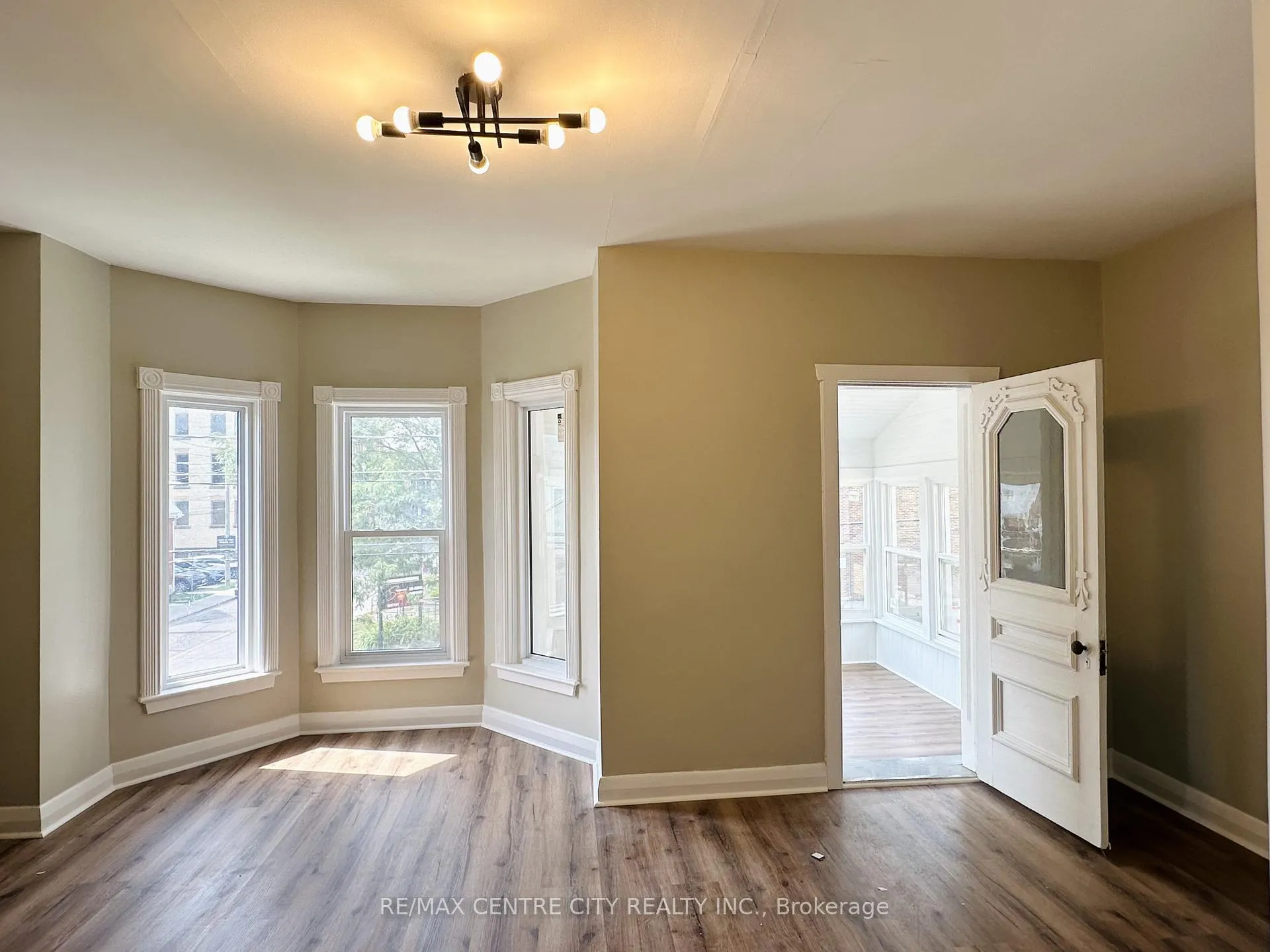 Photo 1 of Unit Unit 3, 81 Curtis Street, St. Thomas — HOMEH